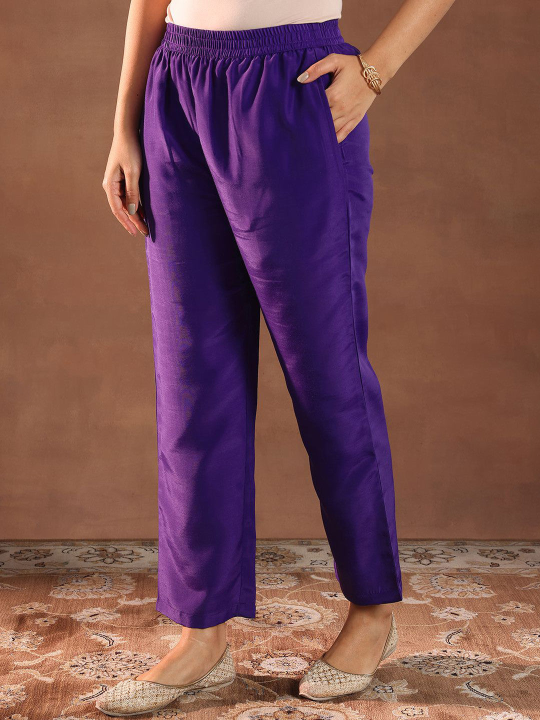 Bandhani Printed Thread Work Kurta With Trousers & Dupatta