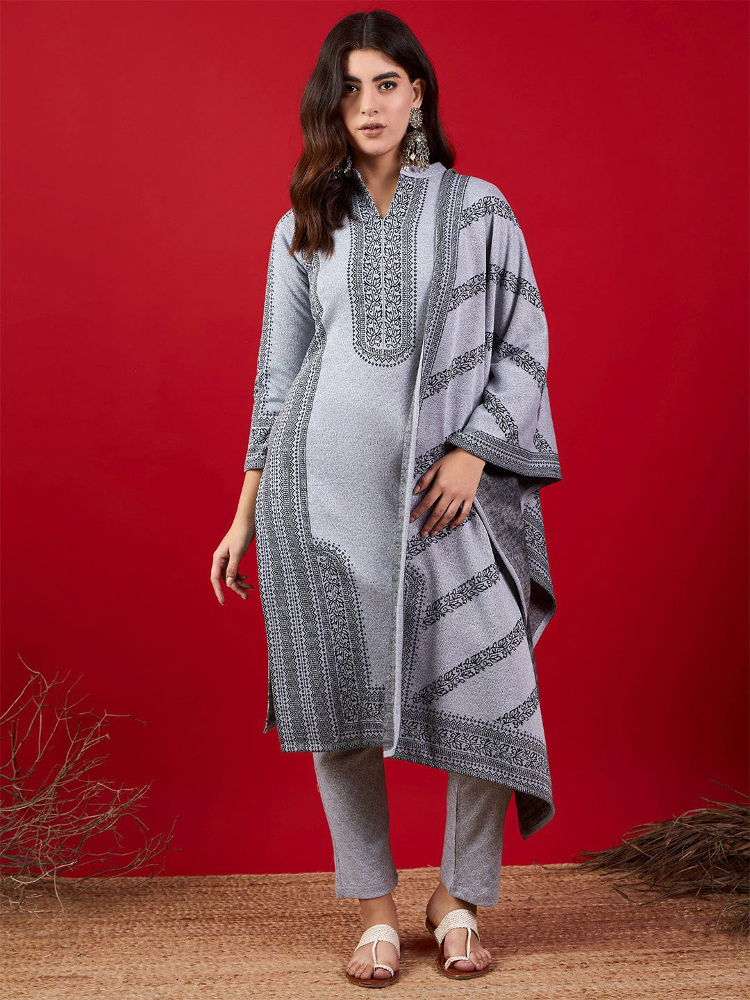 Floral Printed Mandarin Collar Kurta & Trousers with Dupatta Set