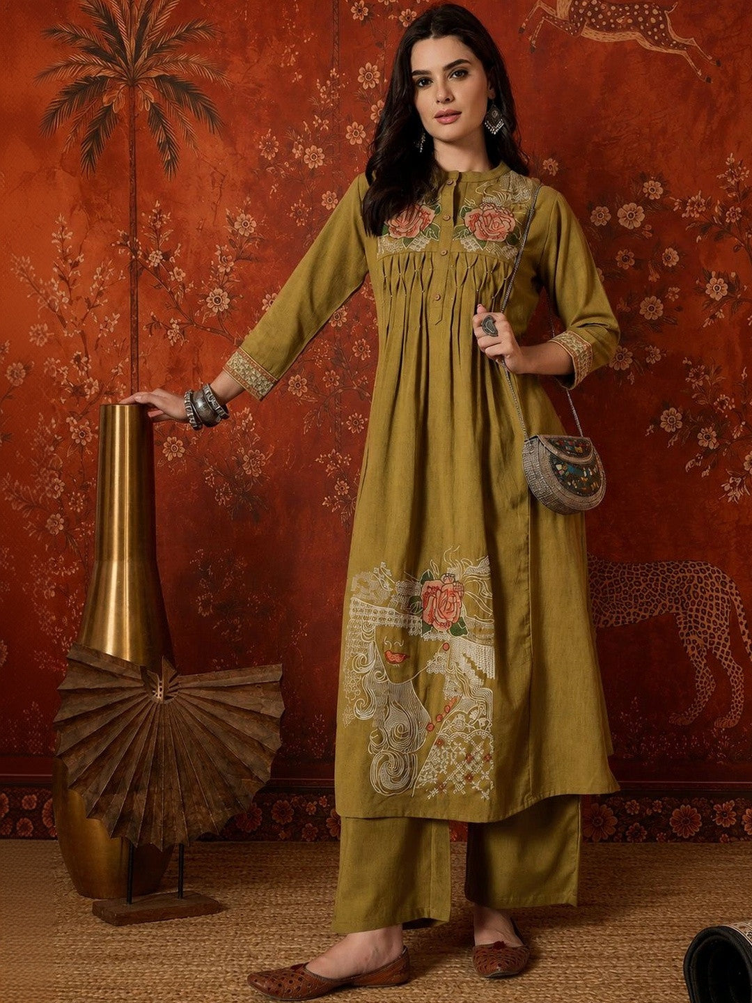 Women Floral Embroidered Empire Thread Work Kurta with Palazzos