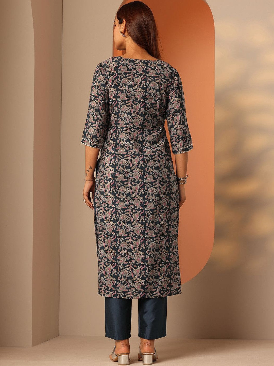 Women Ethnic Motifs Printed Regular Thread Work Kurta with Trousers