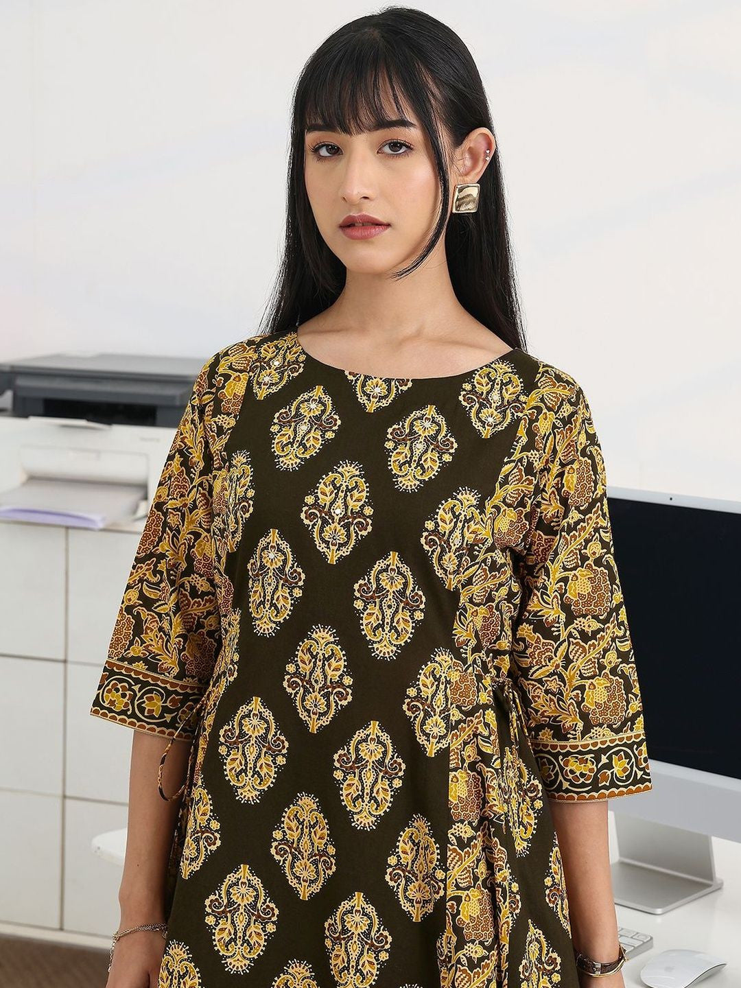 Women Ethnic Motifs Printed Pleated Kurta with Trousers & With Dupatta
