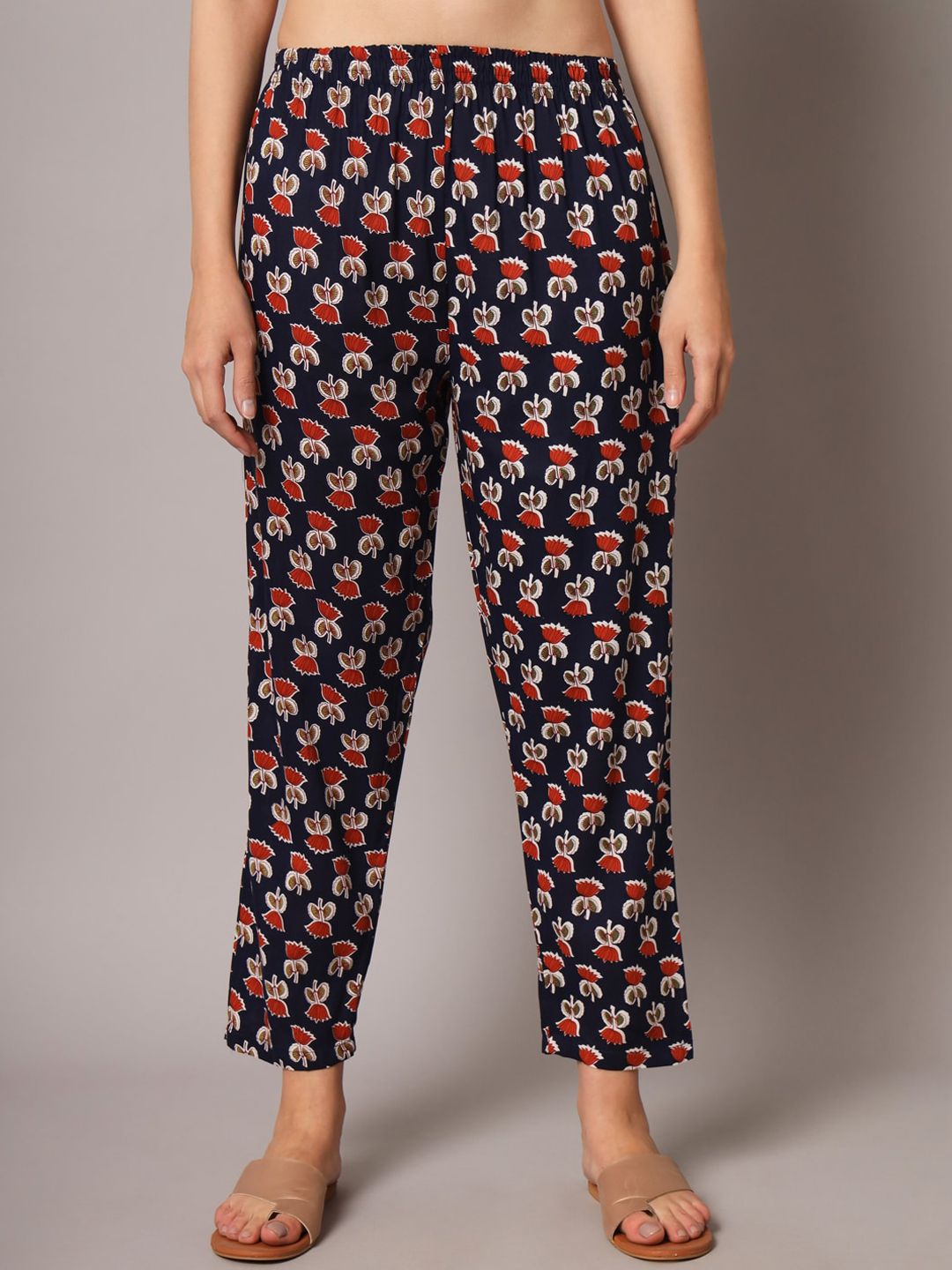 Dhiyona KL Floral Printed Round Neck Gotta Patti Straight Kurta With Trousers & Dupatta