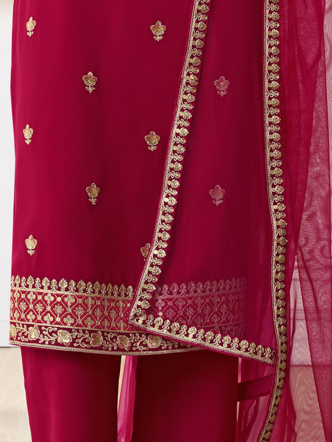 Dhiyona IN Floral Embroidered Round Neck Georgette Straight Kurta With Palazzos & Dupatta
