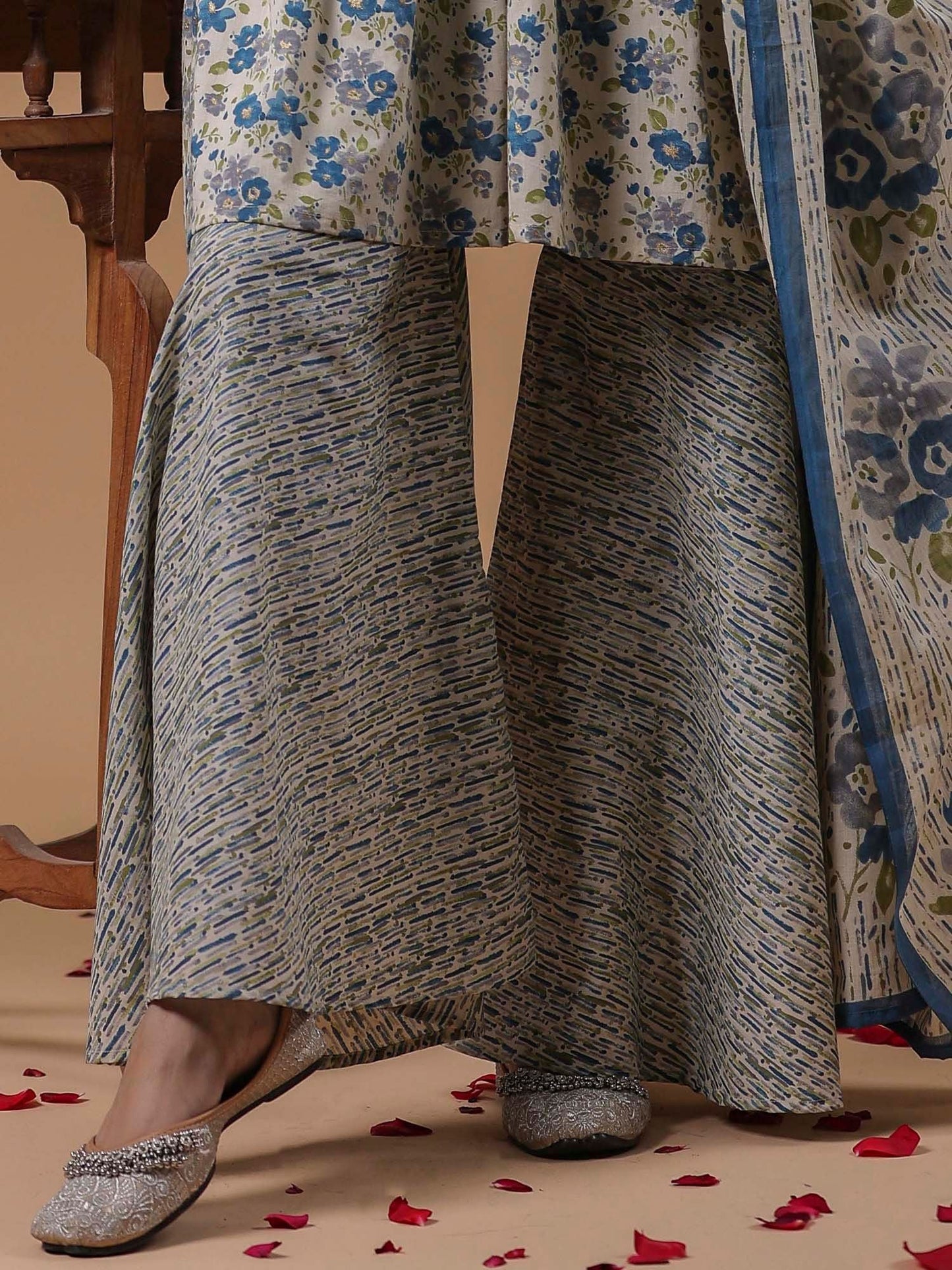 Dhiyona AN Floral Printed Empire Pure Cotton A-Line Kurta with Sharara & Dupatta