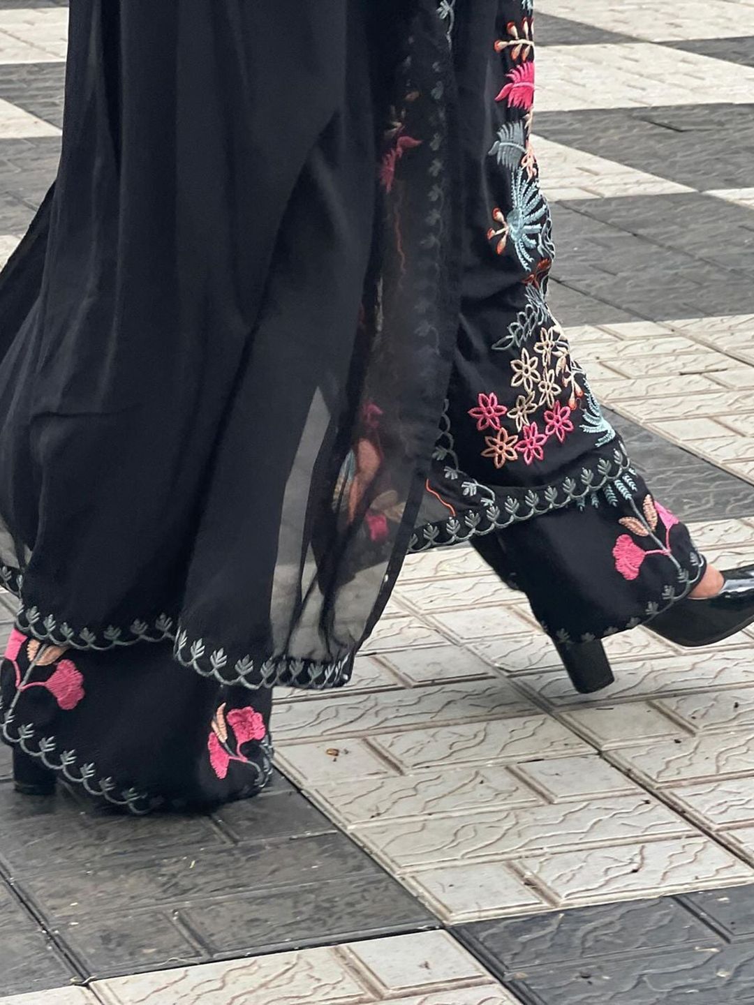 Dhiyona KL Floral Embroidered Georgette Kurta with Palazzos & With Dupatta