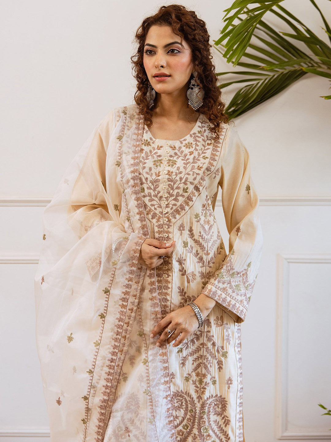 Floral Embroidered Chanderi Cotton Straight Kurta With Trousers & Dupatta