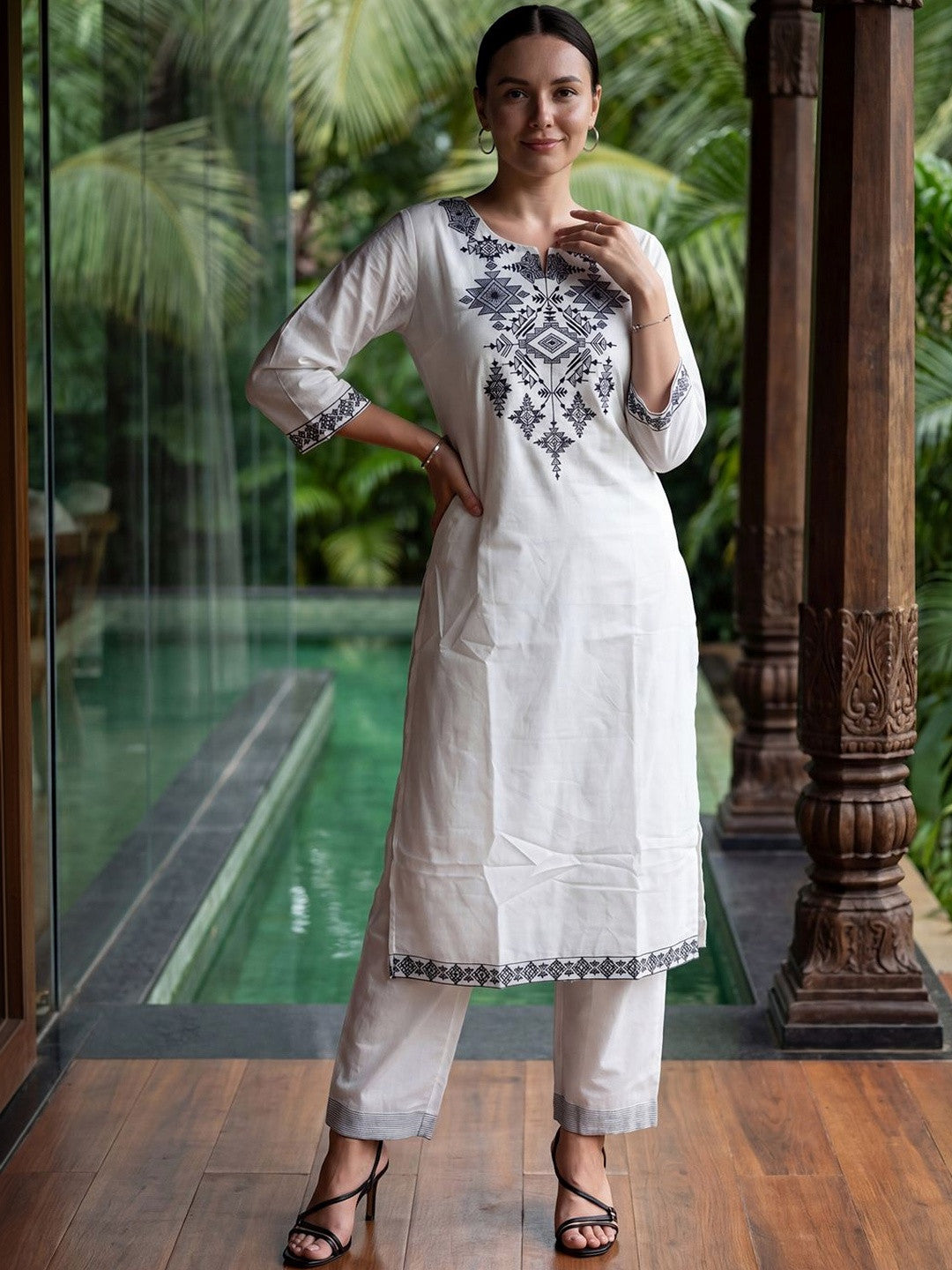 Women Embroidered Regular Thread Work Pure Cotton Kurta with Trousers