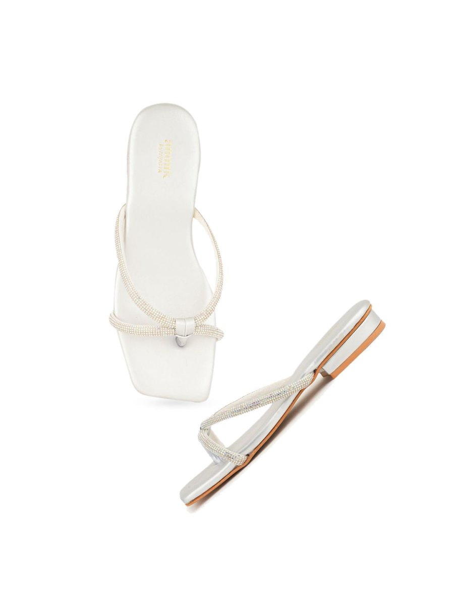 Dhiyona AK Women Embellished Square Toe Party Block Sandals