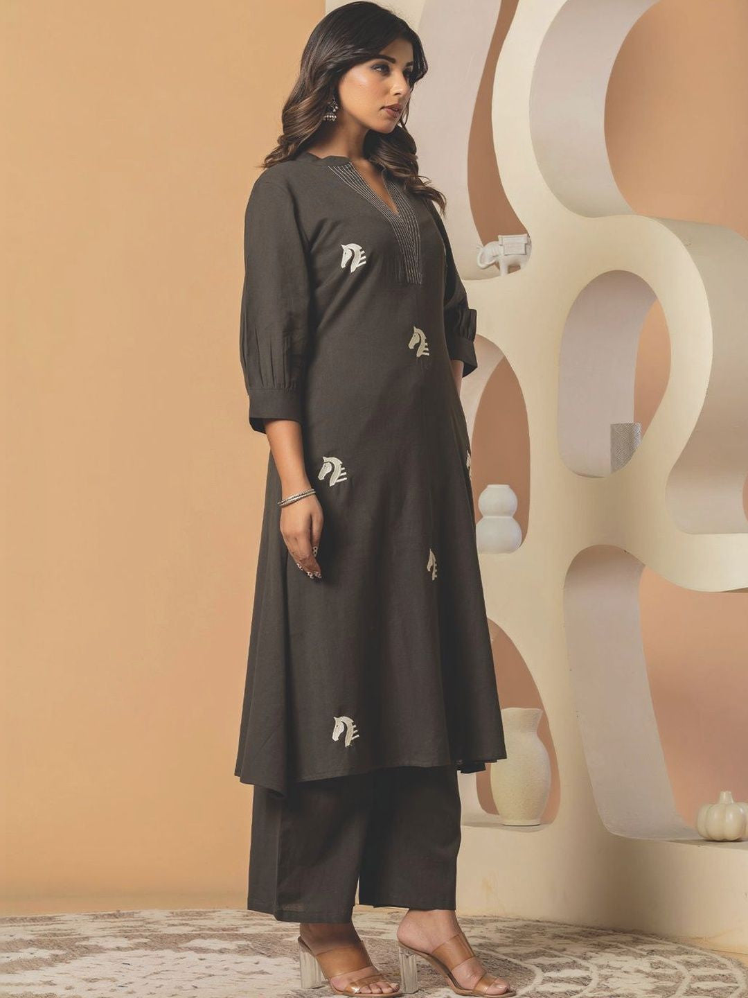 Women Animal Embroidered Regular Thread Work Pure Cotton Kurta with Palazzos