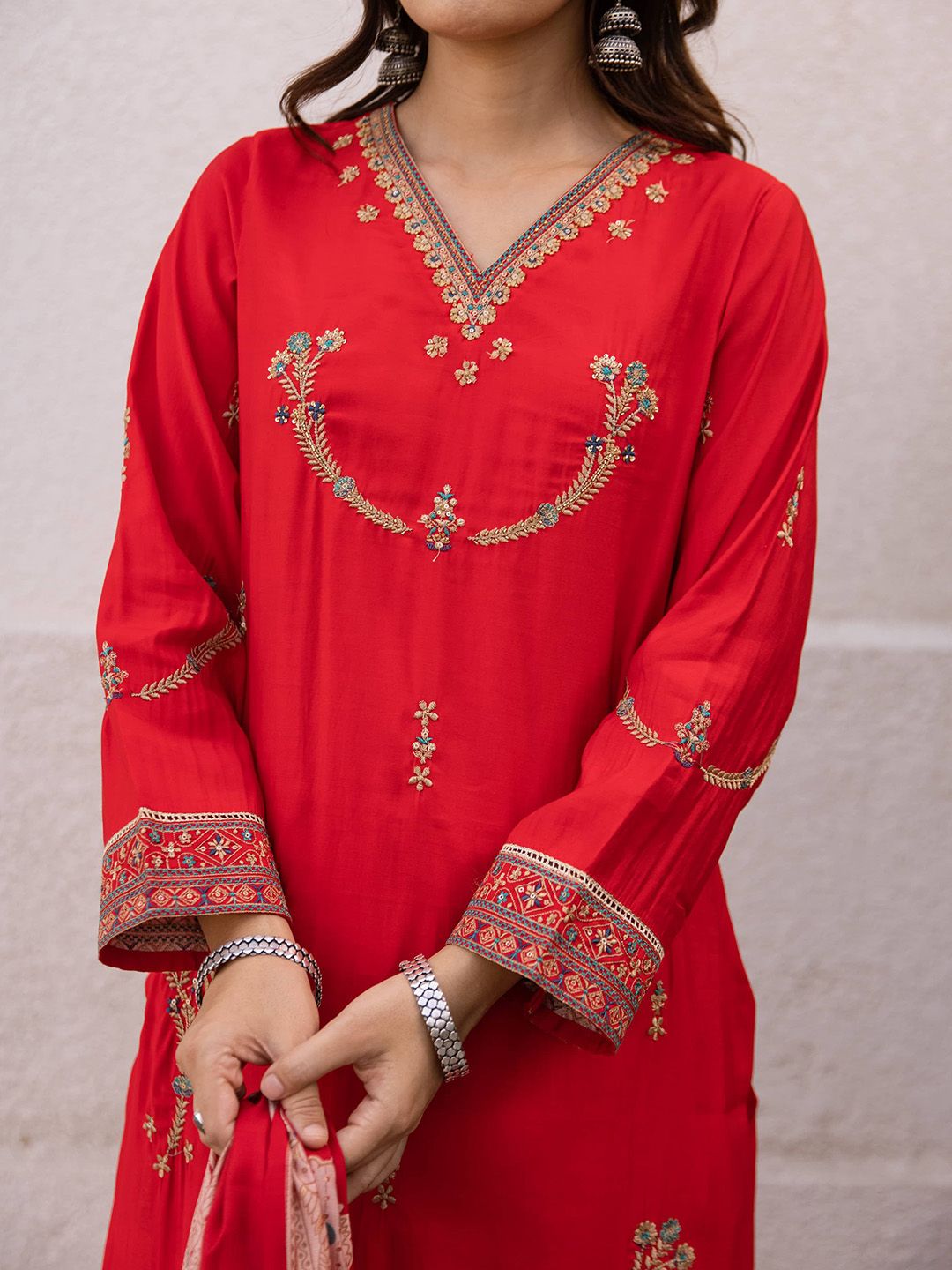Dhiyona SN Embroidered Straight Kurta With Palazzos & Dupatta