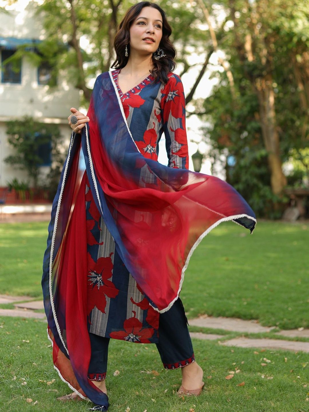 Dhiyona RR Women's Floral Printed Regular Pure Cotton Kurta with Trousers & With Dupatta