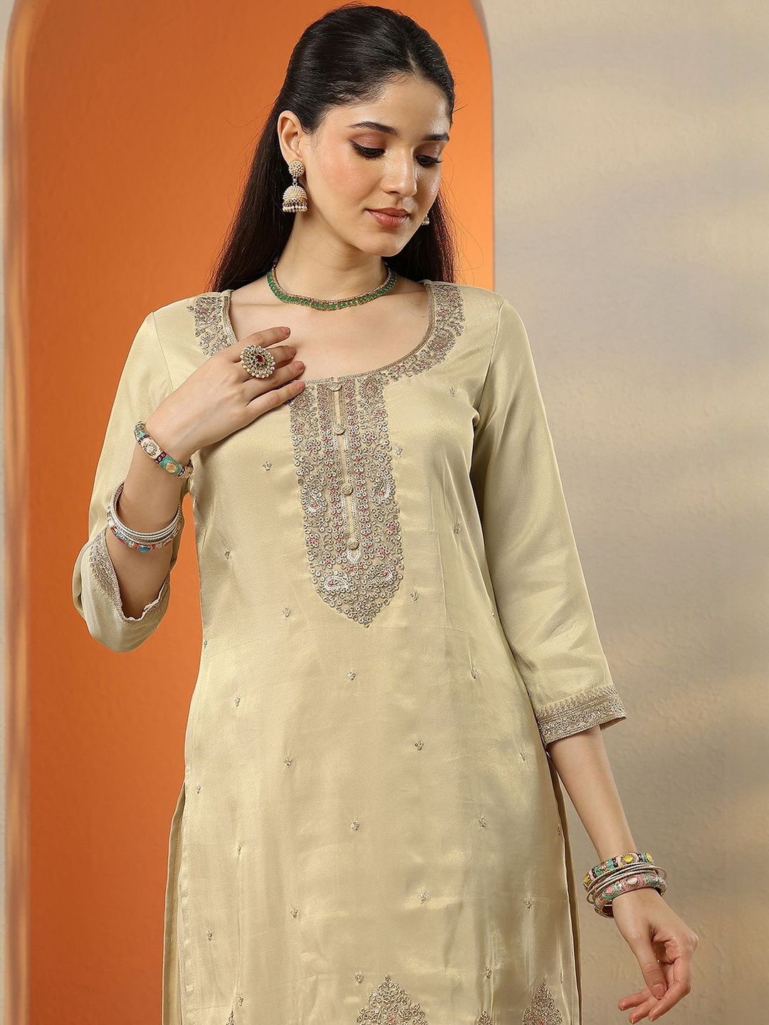 Dhiyona LL Women Floral Embroidered Regular Thread Work Kurta with Palazzos & Dupatta