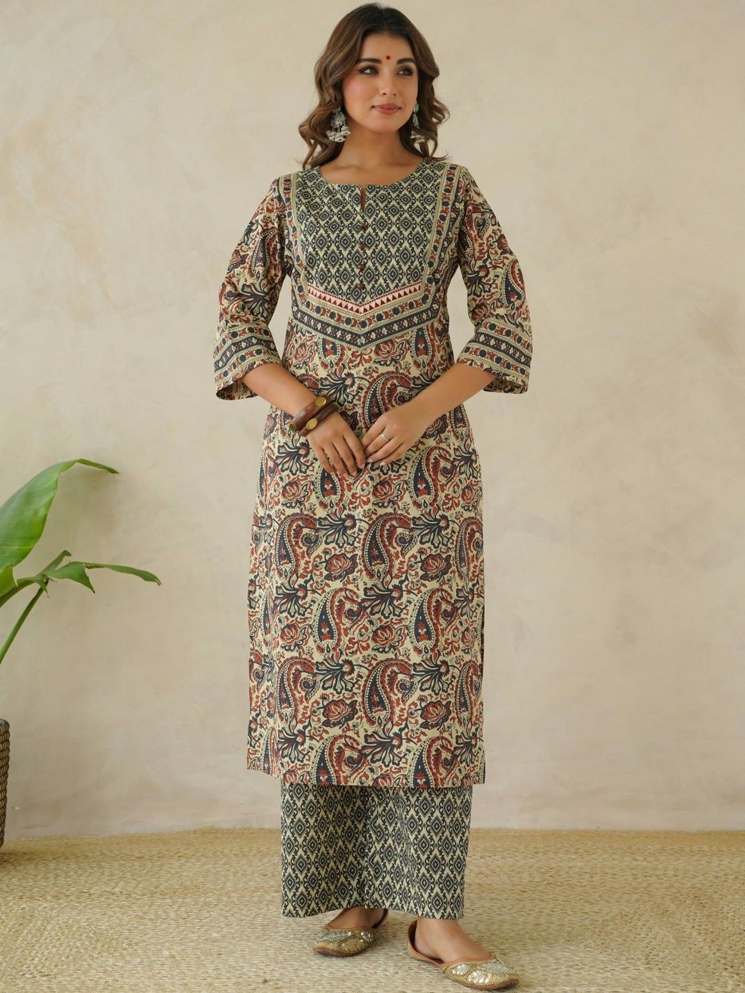 Dhiyona KL Women Pure Cotton Kurta with Trousers & With Dupatta