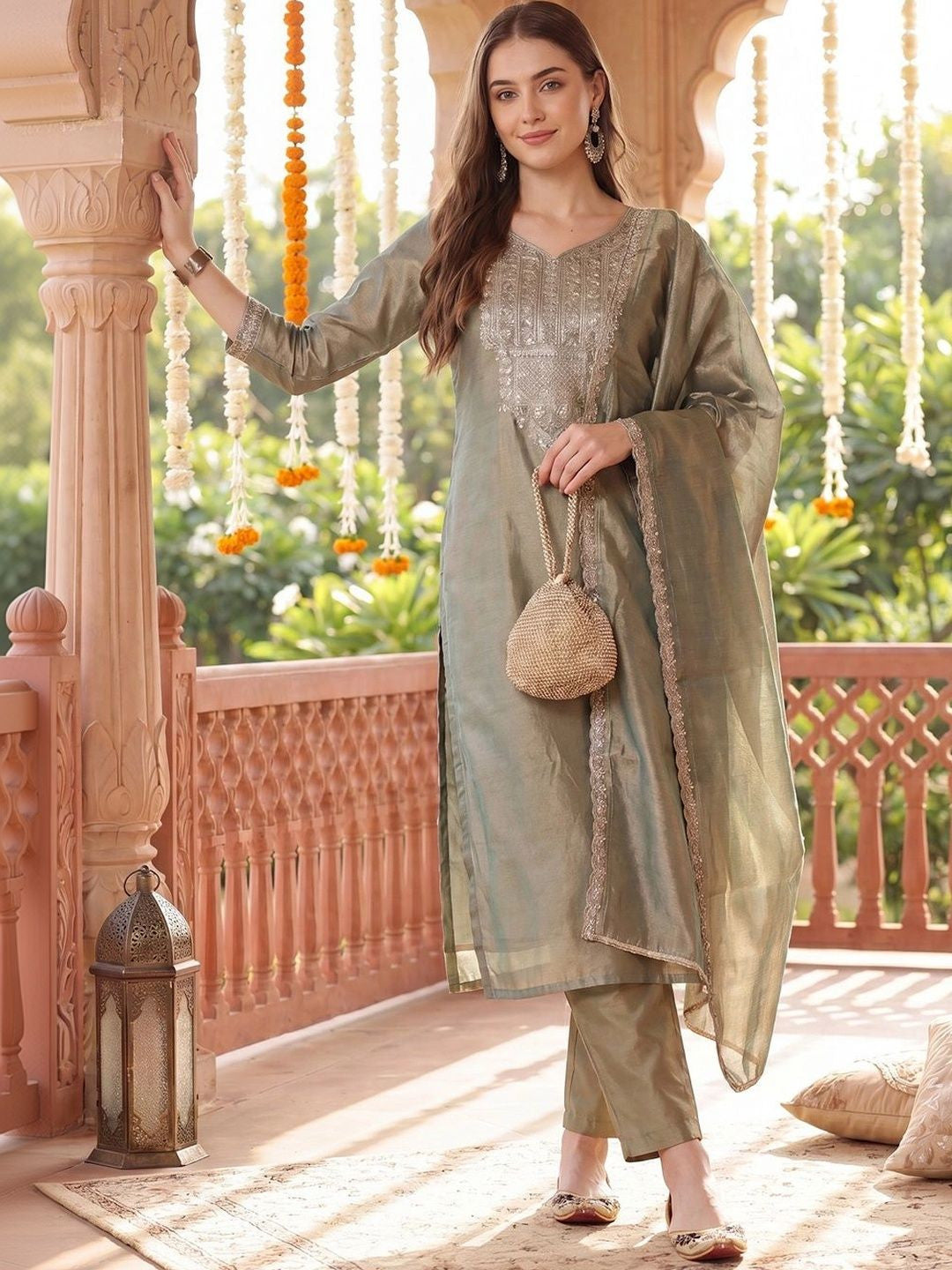 Women Ethnic Motifs Embroidered Regular Liva Kurta with Trousers & With Dupatta
