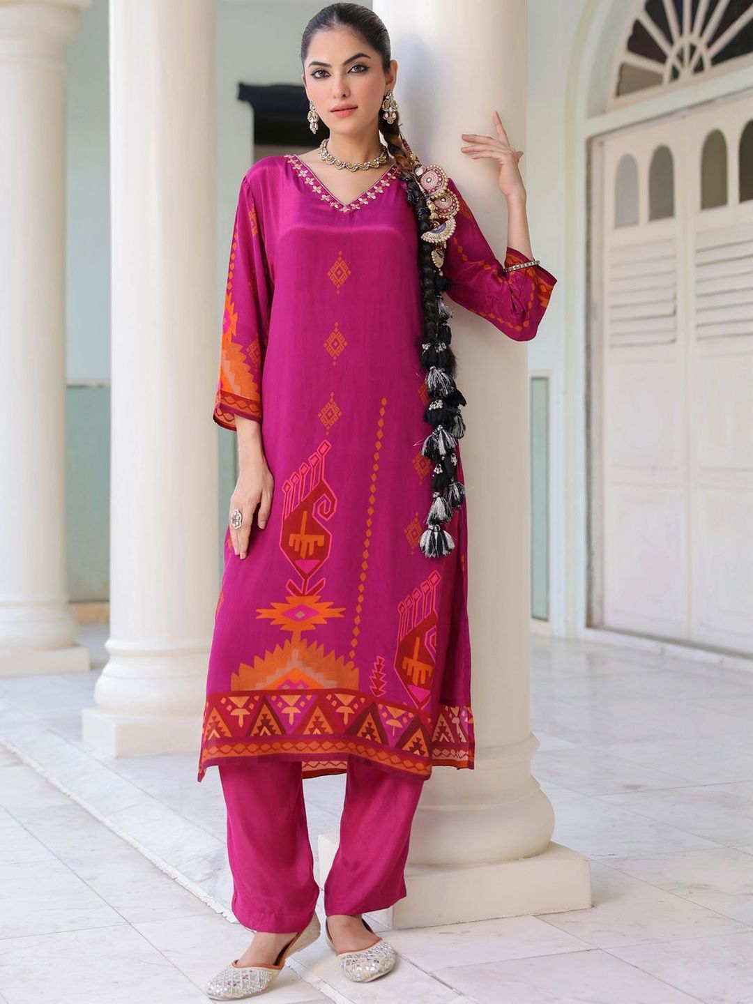 Dhiyona RR Women's Ethnic Motifs Printed Sequinned Regular Kurta Set With Dupatta