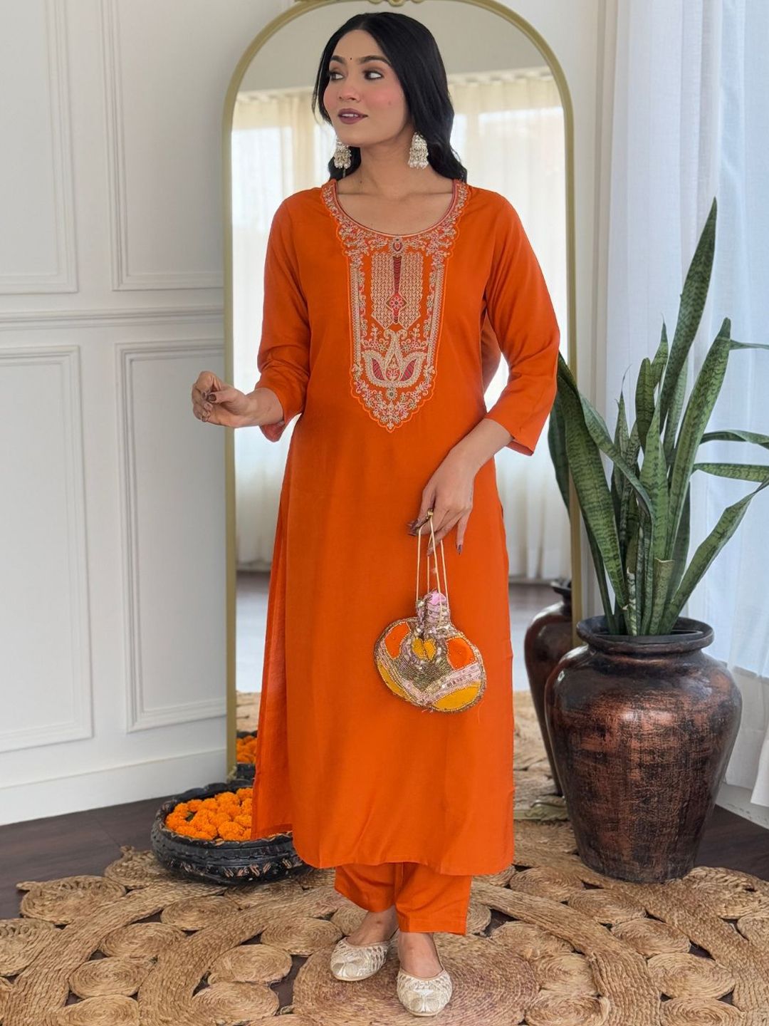 Dhiyona KL Women Ethnic Motifs Embroidered Regular Thread Work Kurta with Trousers & With Dupatta