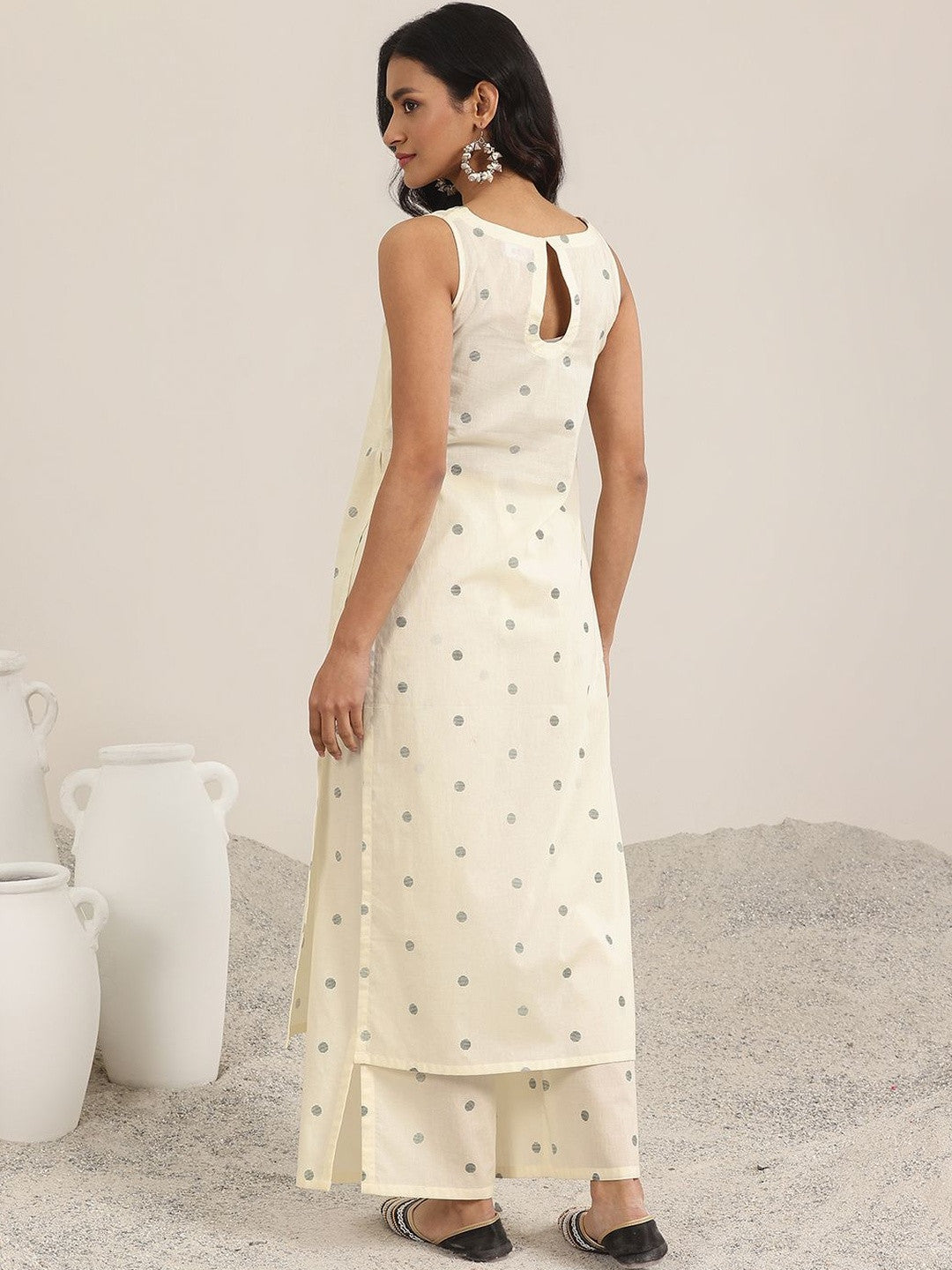 Women Printed Regular Kurta with Palazzos