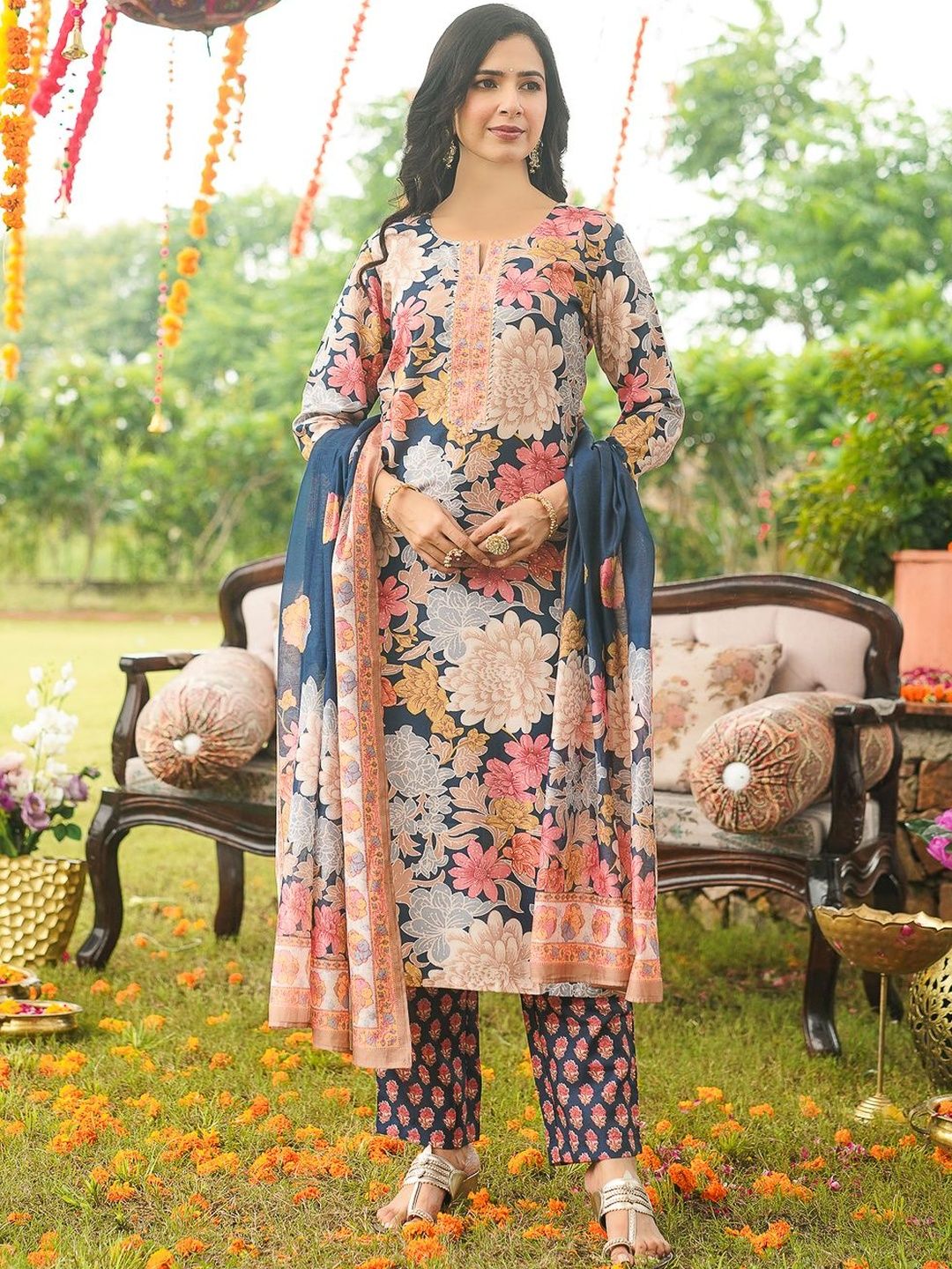 Dhiyona KL Floral Printed Notch Neck Straight Kurta with Trouser & Dupatta