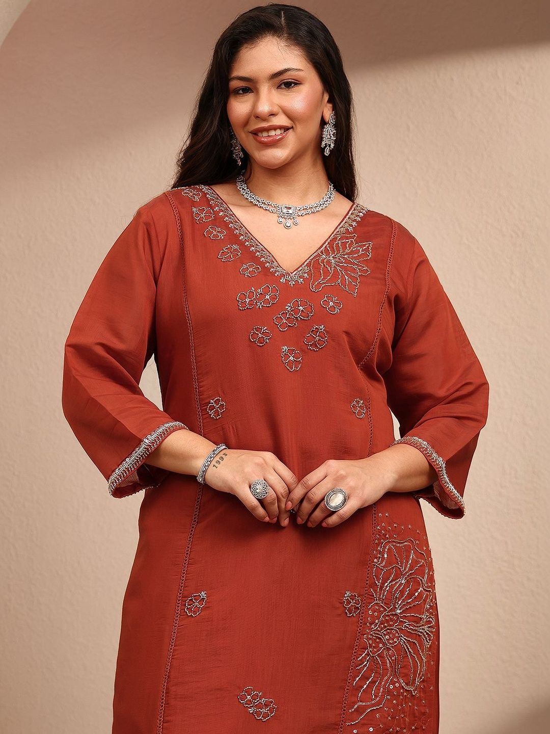 Dhiyona Women's Ethnic Motifs Embroidered Regular Thread Work Kurta with Trousers & With Dupatta
