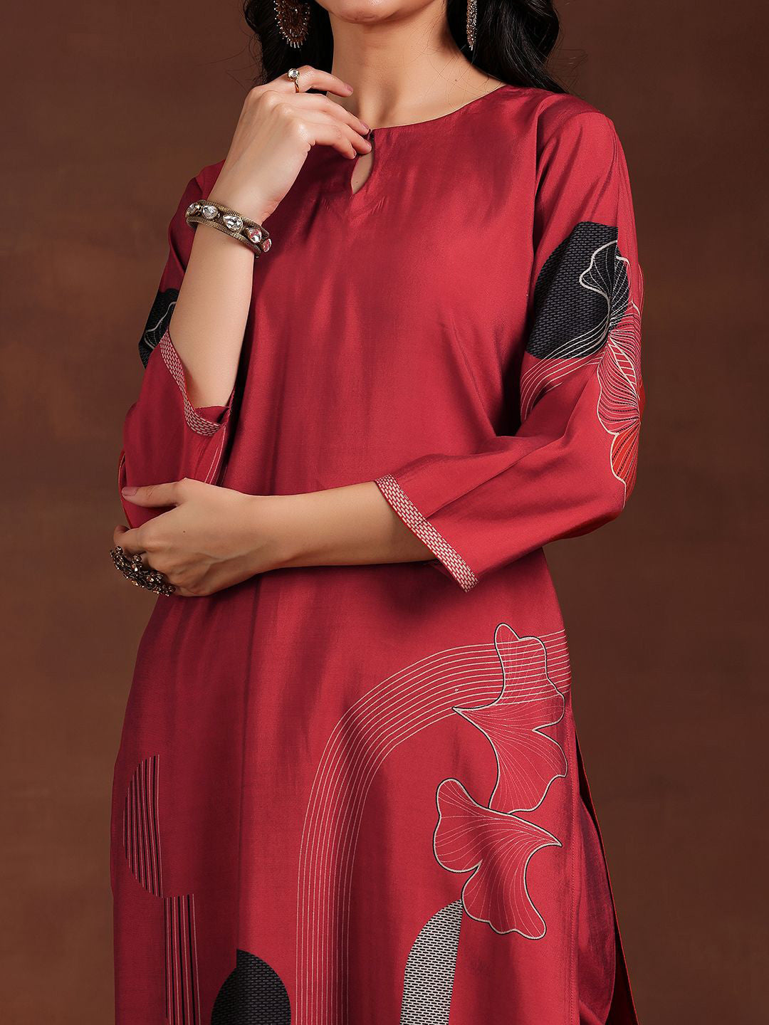 Women Printed Regular Kurta with Trousers & With Dupatta