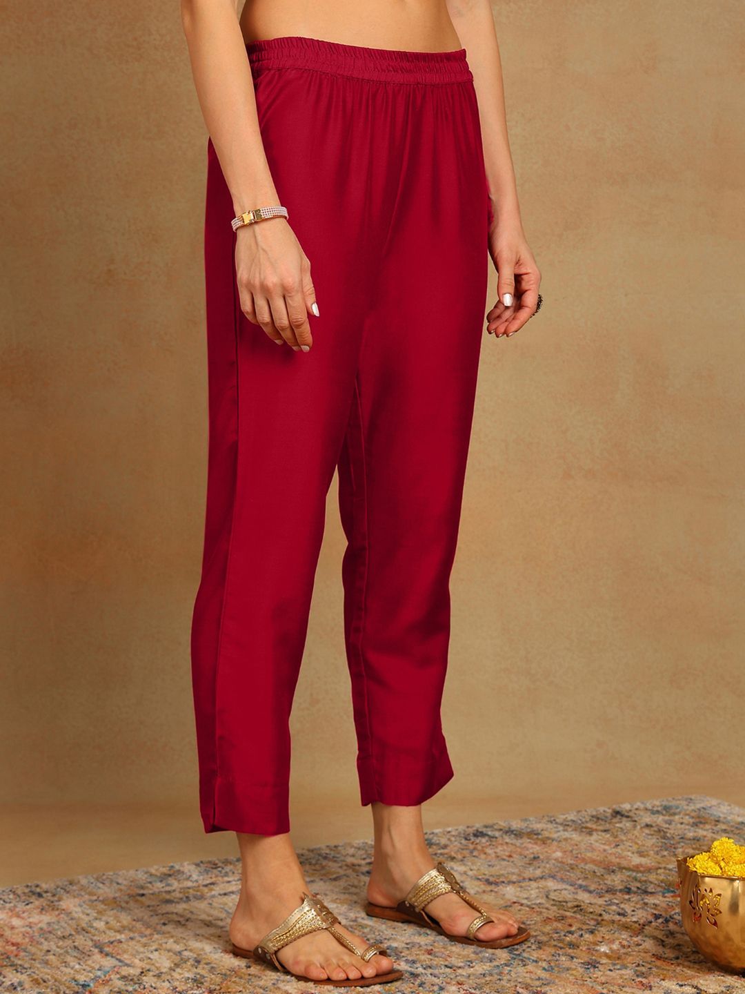 Dhiyona KL Ethnic Motifs Yoke Design Thread Work Anarkali Kurta With Trouser & Dupatta