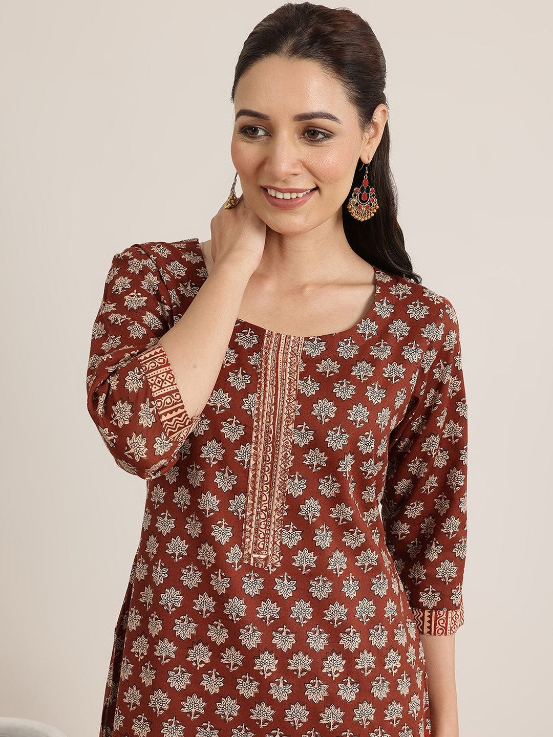 Women Floral Printed Regular Sequinned Kurta with Palazzos & With Dupatta