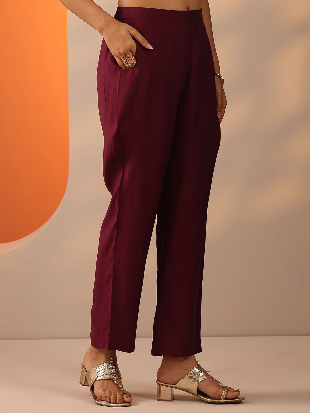 Women Ethnic Motif Embroidered Thread Work Kurta with Trousers & Dupatta
