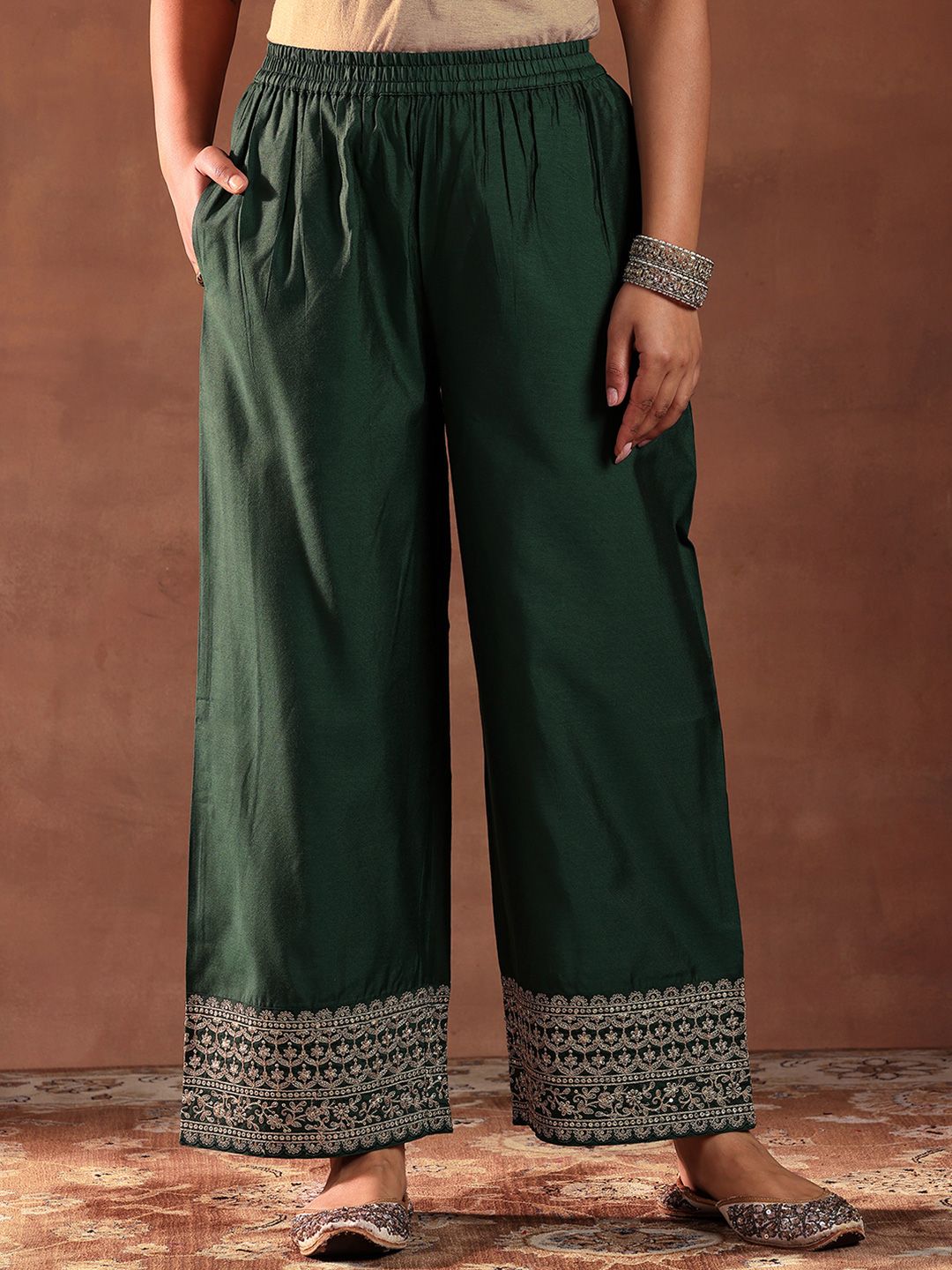 Dhiyona LL Women Floral Embroidered Kurta with Palazzos & Dupatta
