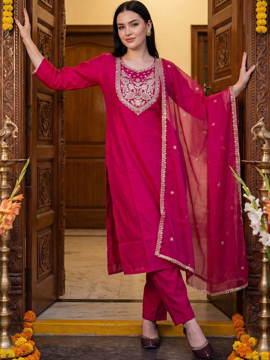 Women Ethnic Motifs Embroidered Regular Thread Work Kurta with Trousers & With Dupatta