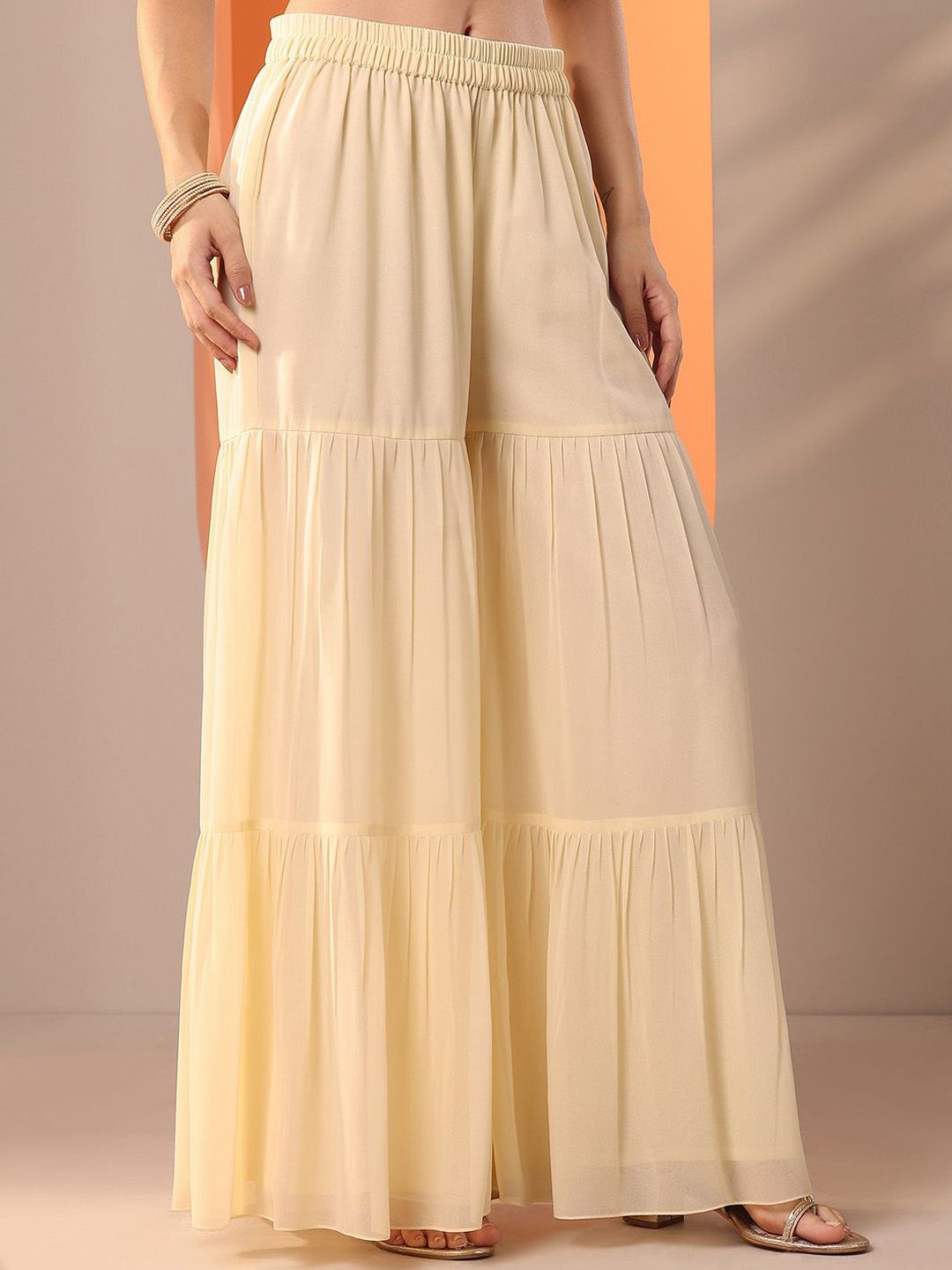 Dhiyona LL Women Floral Embroidered Kurta with Sharara & Dupatta