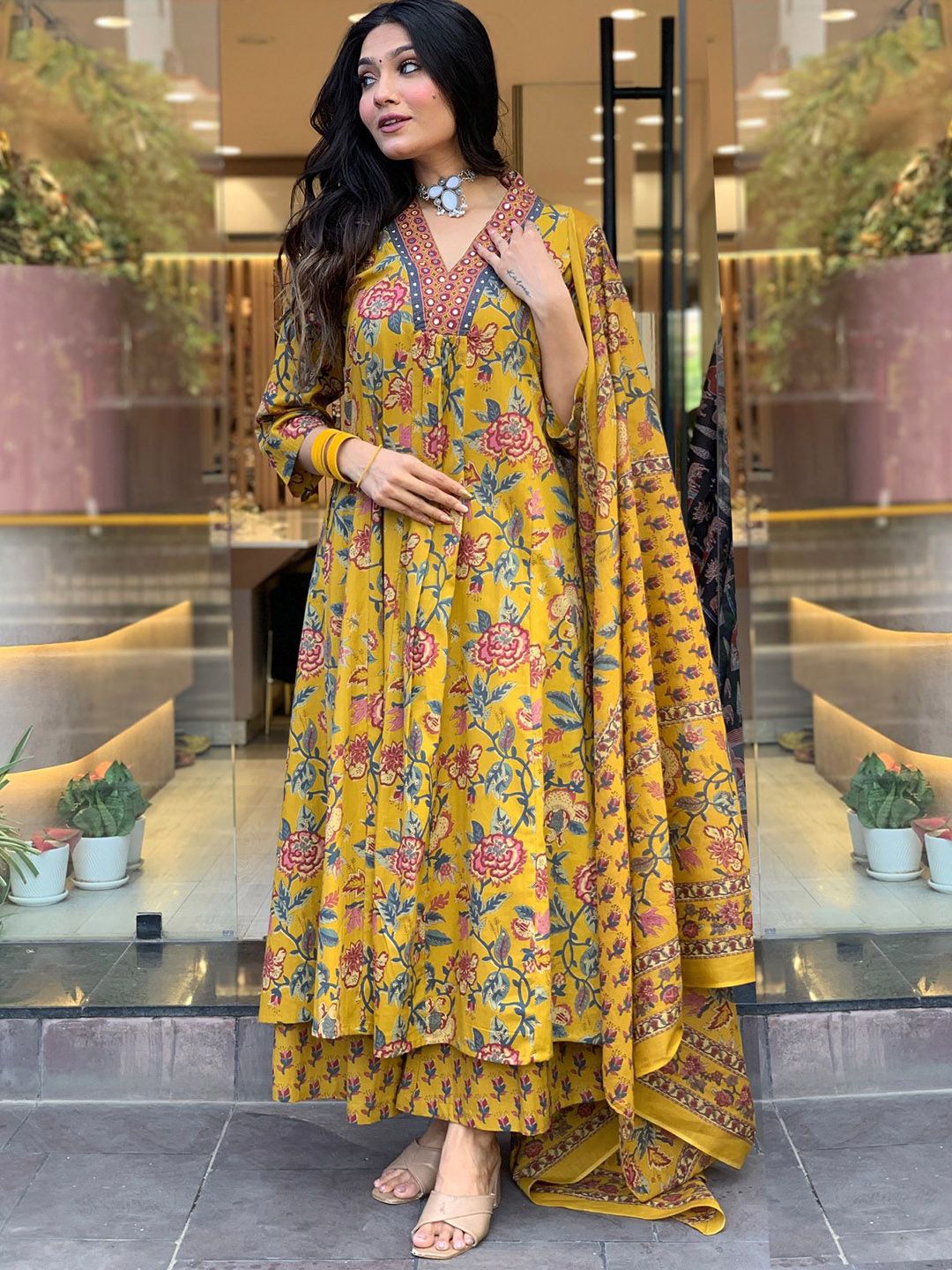 Dhiyona KL Floral Printed V Neck Mirror Work Anarkali Kurta With Trousers & Dupatta