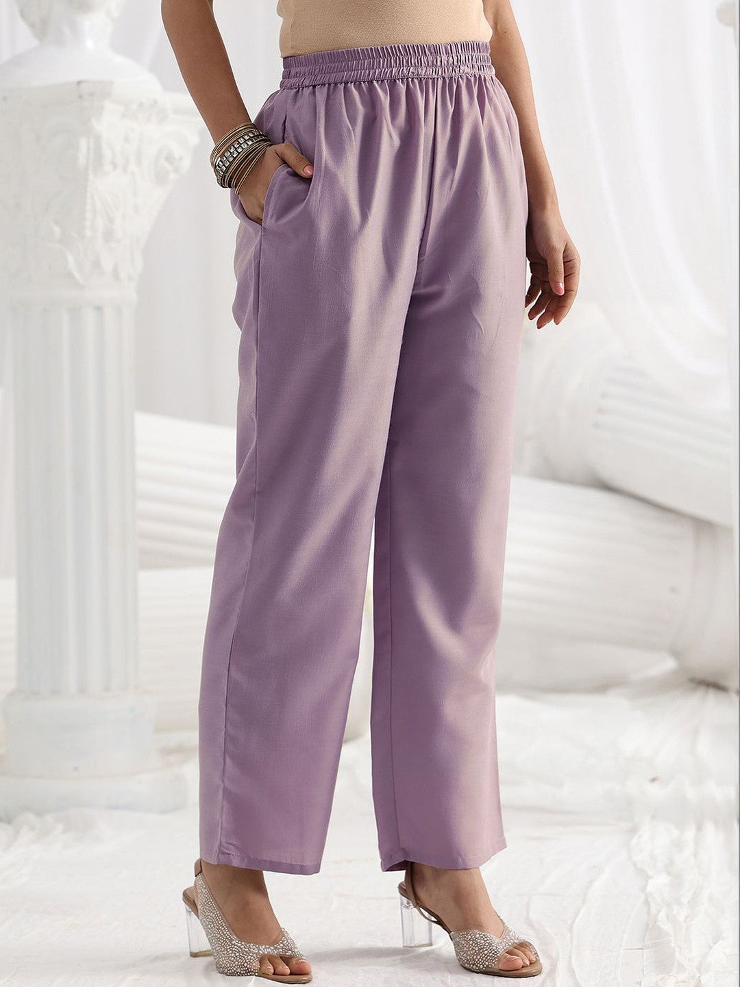 Women Regular Thread Work Kurta with Trousers & With Dupatta