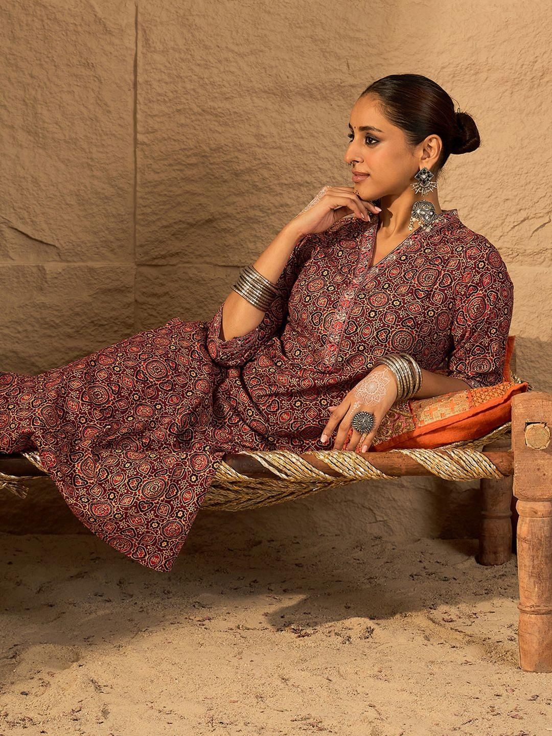 Dhiyona IE Printed Pure Cotton V-Neck Tunic With Trouser