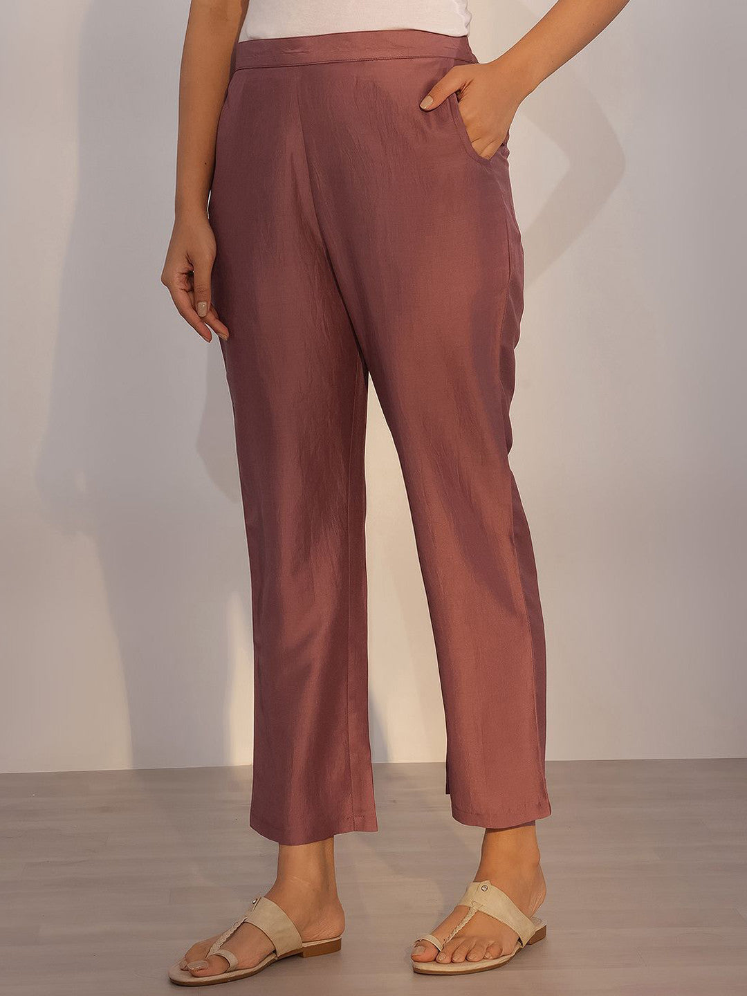 Floral Printed Keyhole Neck Straight Kurta With Trousers & Dupatta