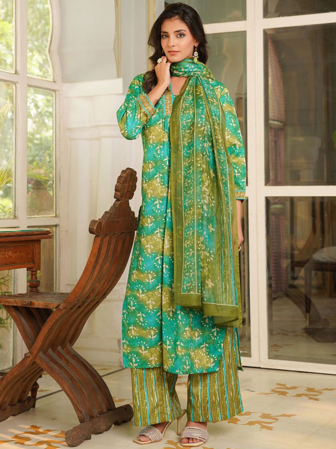 Dhiyona KL Women Ethnic Motifs Printed Kurta with Palazzo & Dupatta