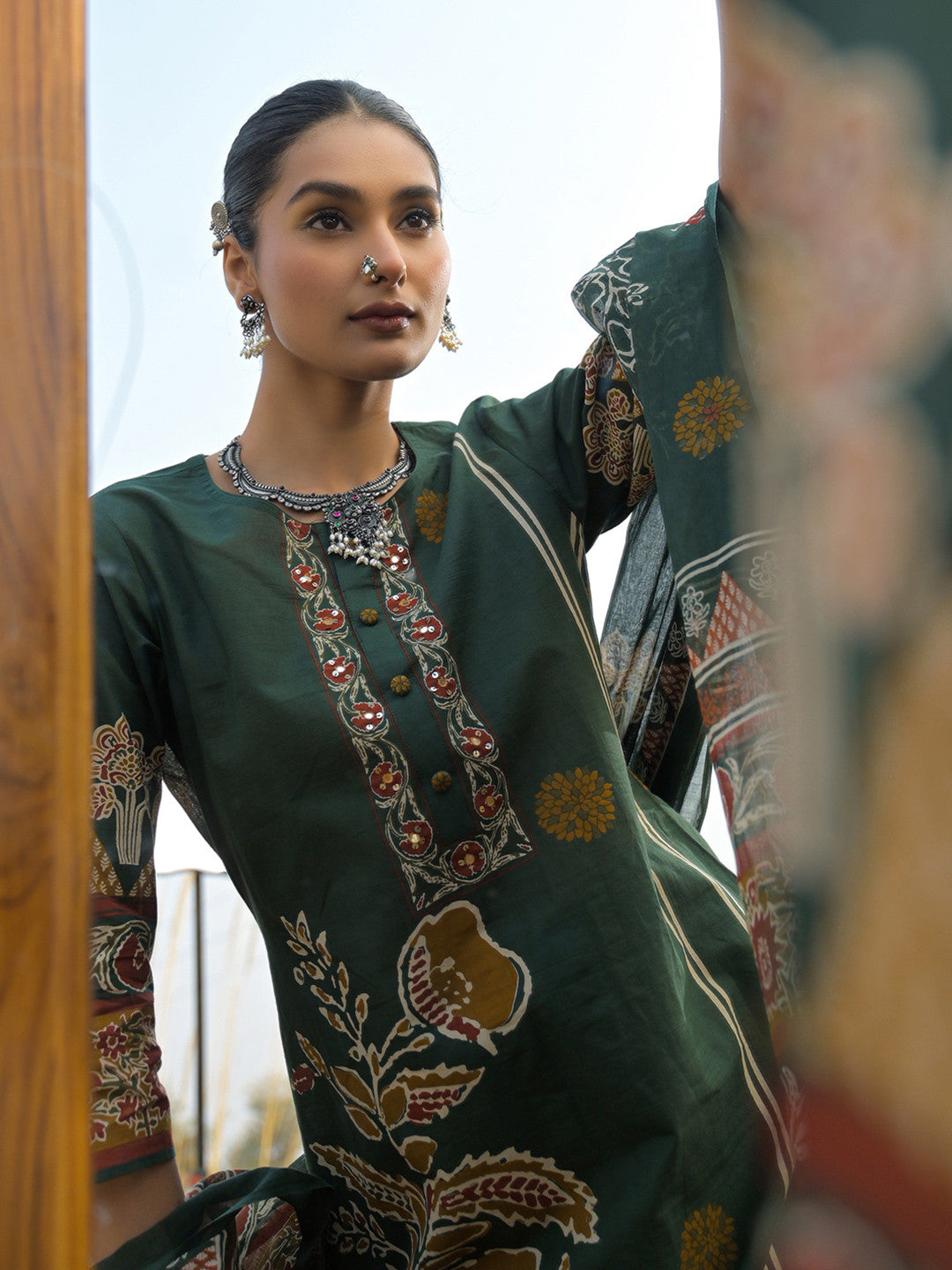 Women Ethnic Motifs Printed Regular Pure Cotton Kurta with Trousers & With Dupatta