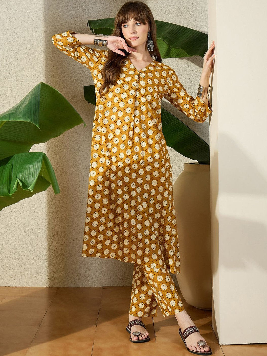 Women Printed Regular Pure Cotton Kurta with Trousers