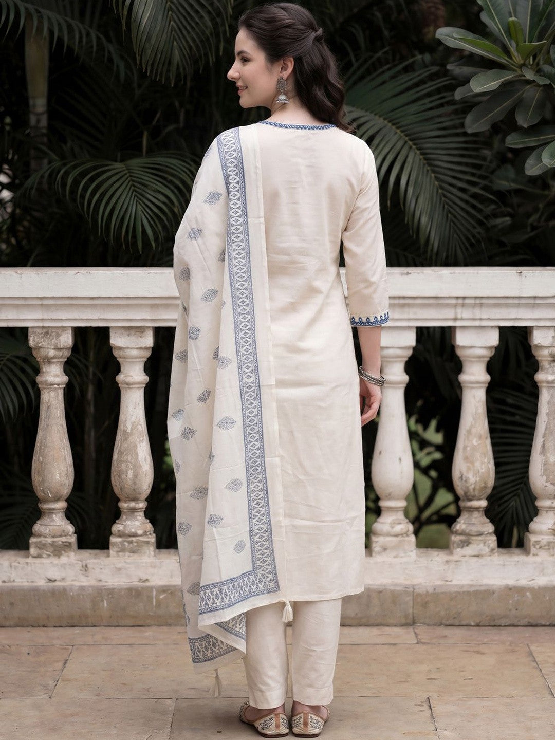 Women Ethnic Motifs Embroidered Regular Mirror Work Pure Cotton Kurta with Trousers & With Dupatta