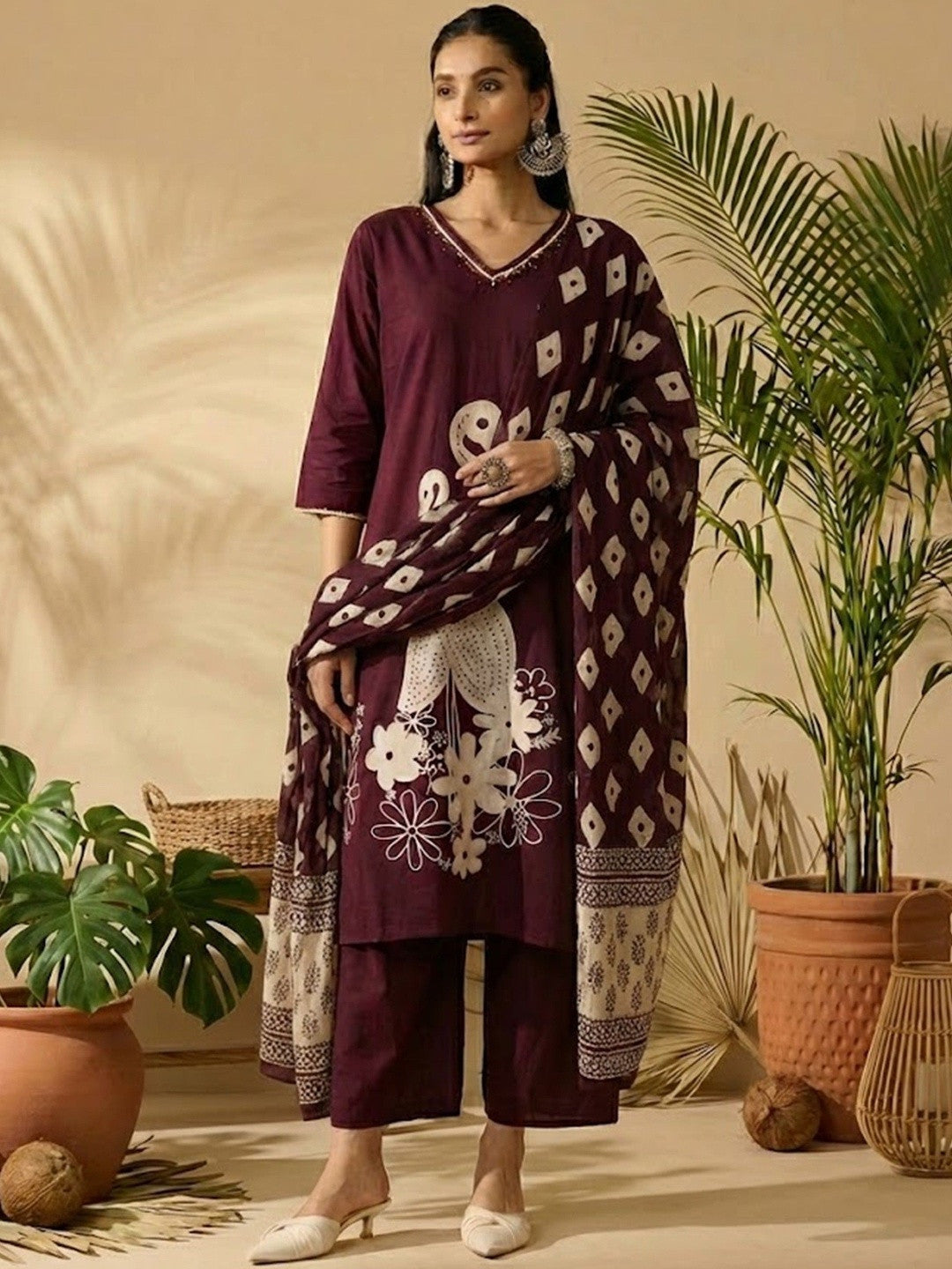 Printed Pure Cotton V-Neck Kurta & Trousers With Dupatta