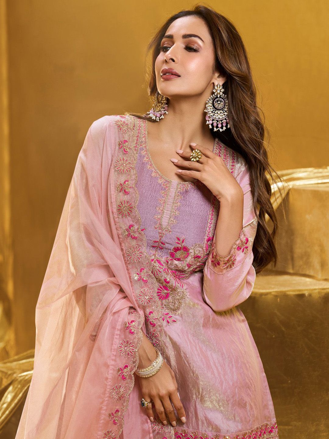 Dhiyona IN Women Embroidered Crushed Organza Silk Kurta Set with Dupatta