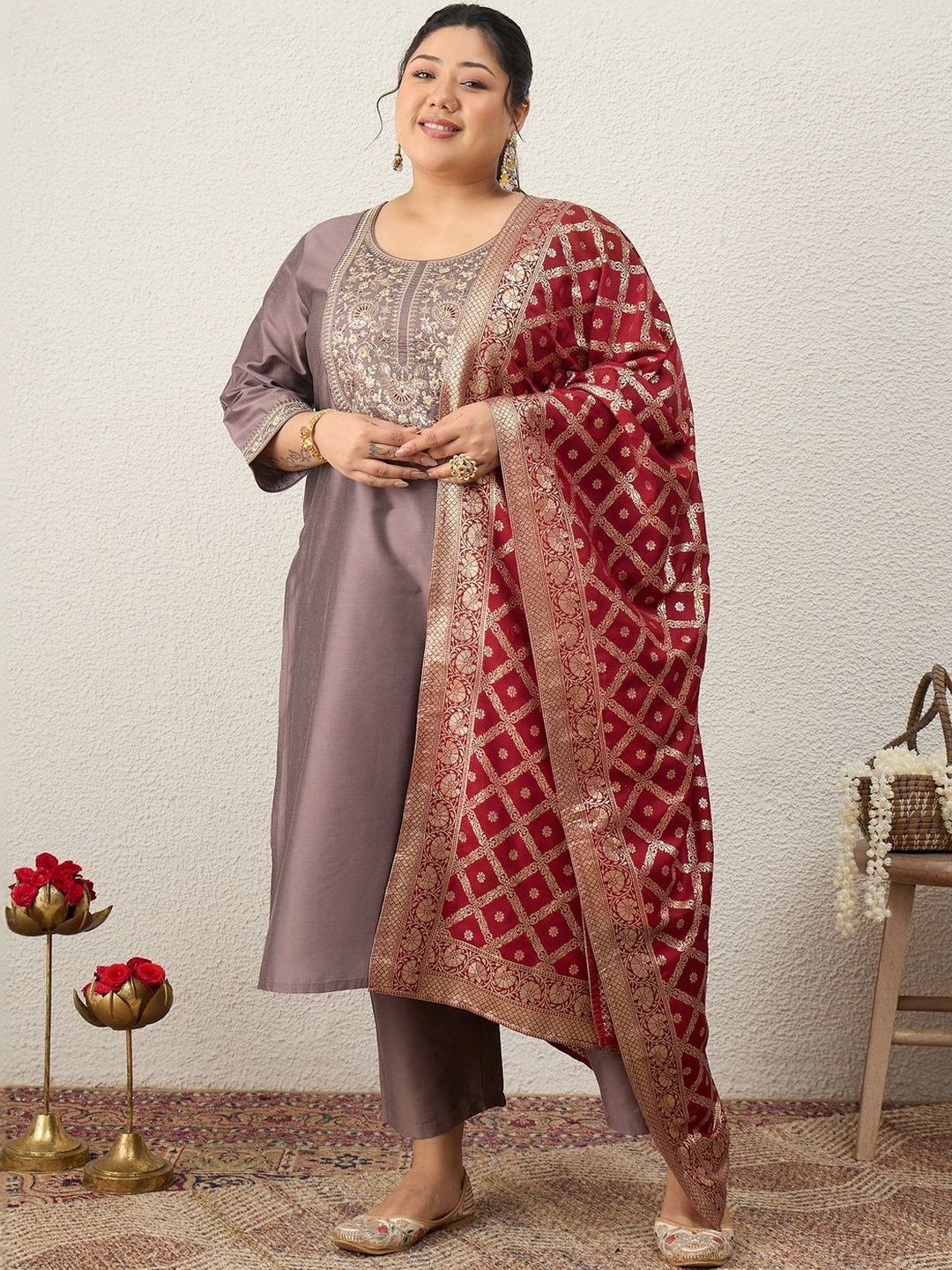 Dhiyona Women's Ethnic Motifs Embroidered Regular Kurta with Trousers & With Dupatta
