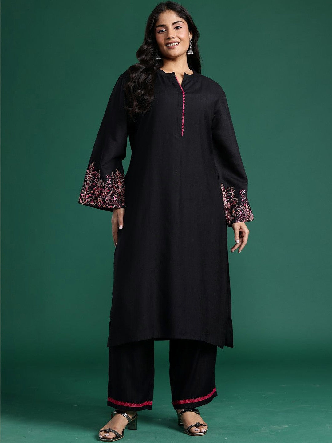 Plus Size Ethnic Motifs Embroidered Regular Thread Work Kurta with Trousers