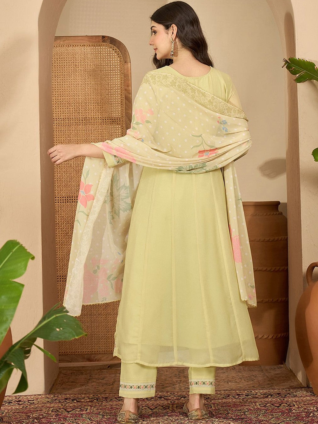 Women Floral Embroidered Pleated Thread Work Kurta with Trousers & With Dupatta
