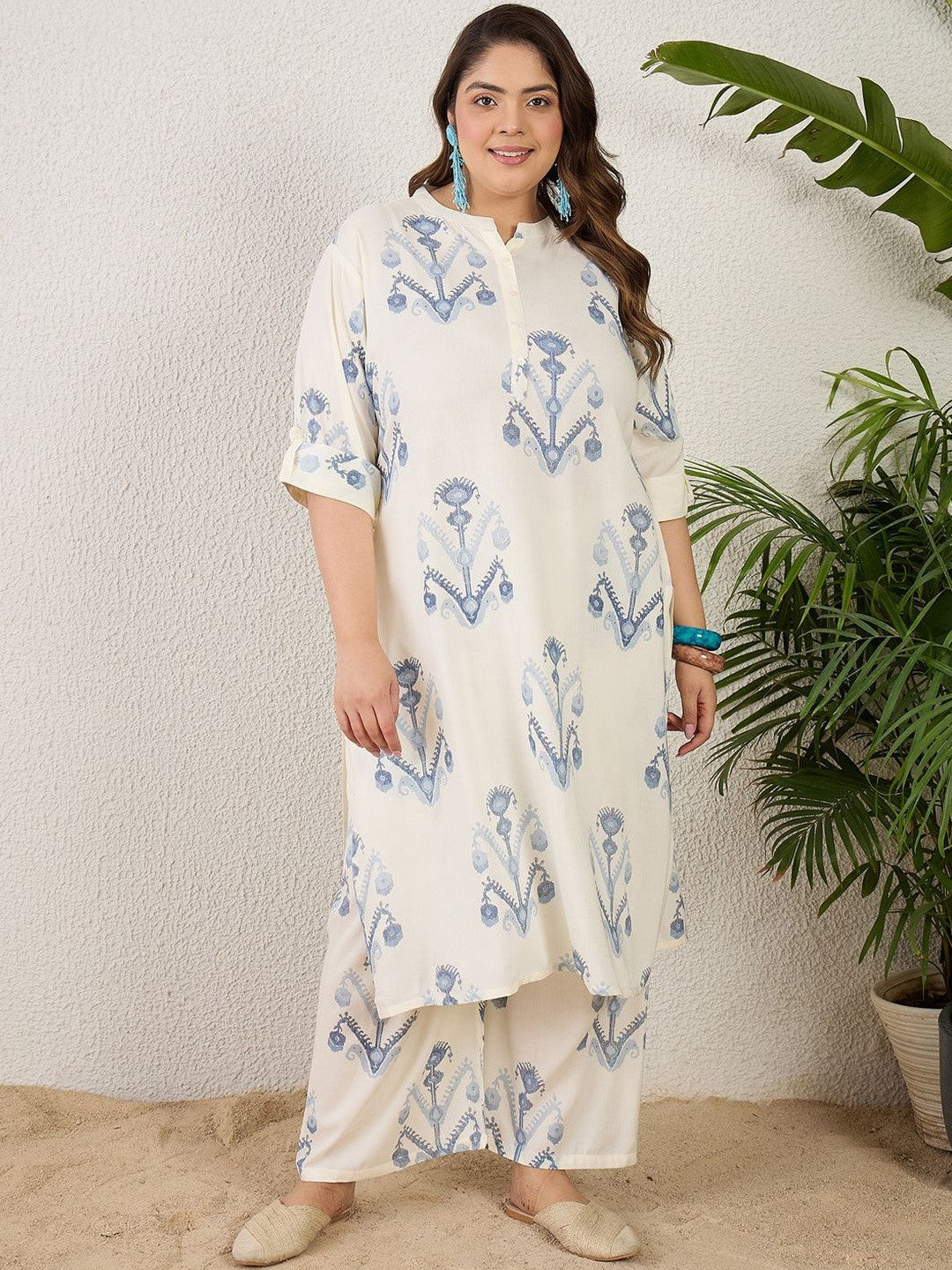 Plus Size Off White Printed Straight Kurta Palazzos Set