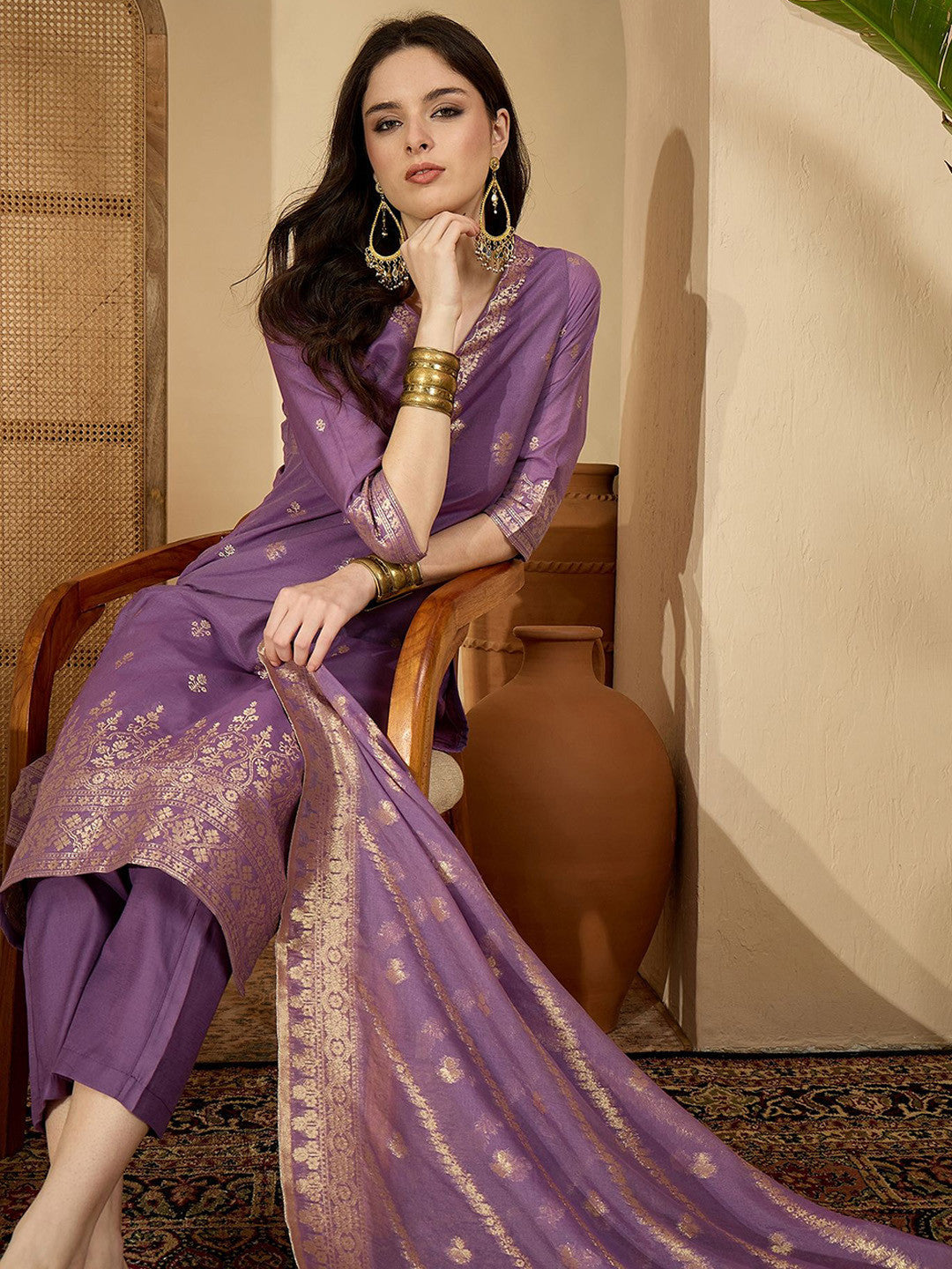 Women Ethnic Motifs Woven Design Kurta with Trousers & Dupatta