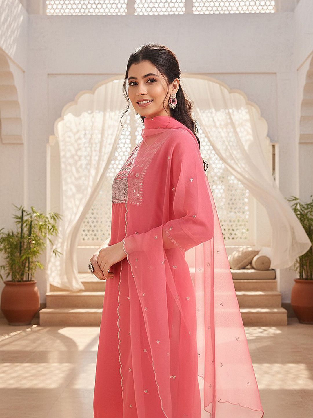 Dhiyona KL Ethnic Motifs Embroidered Regular Thread Work Kurta with Trousers & With Dupatta