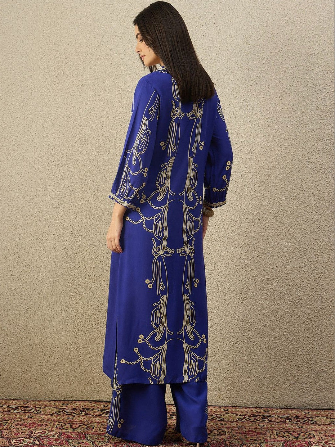 Women Ethnic Motifs Embroidered Regular Thread Work Kurta with Trousers