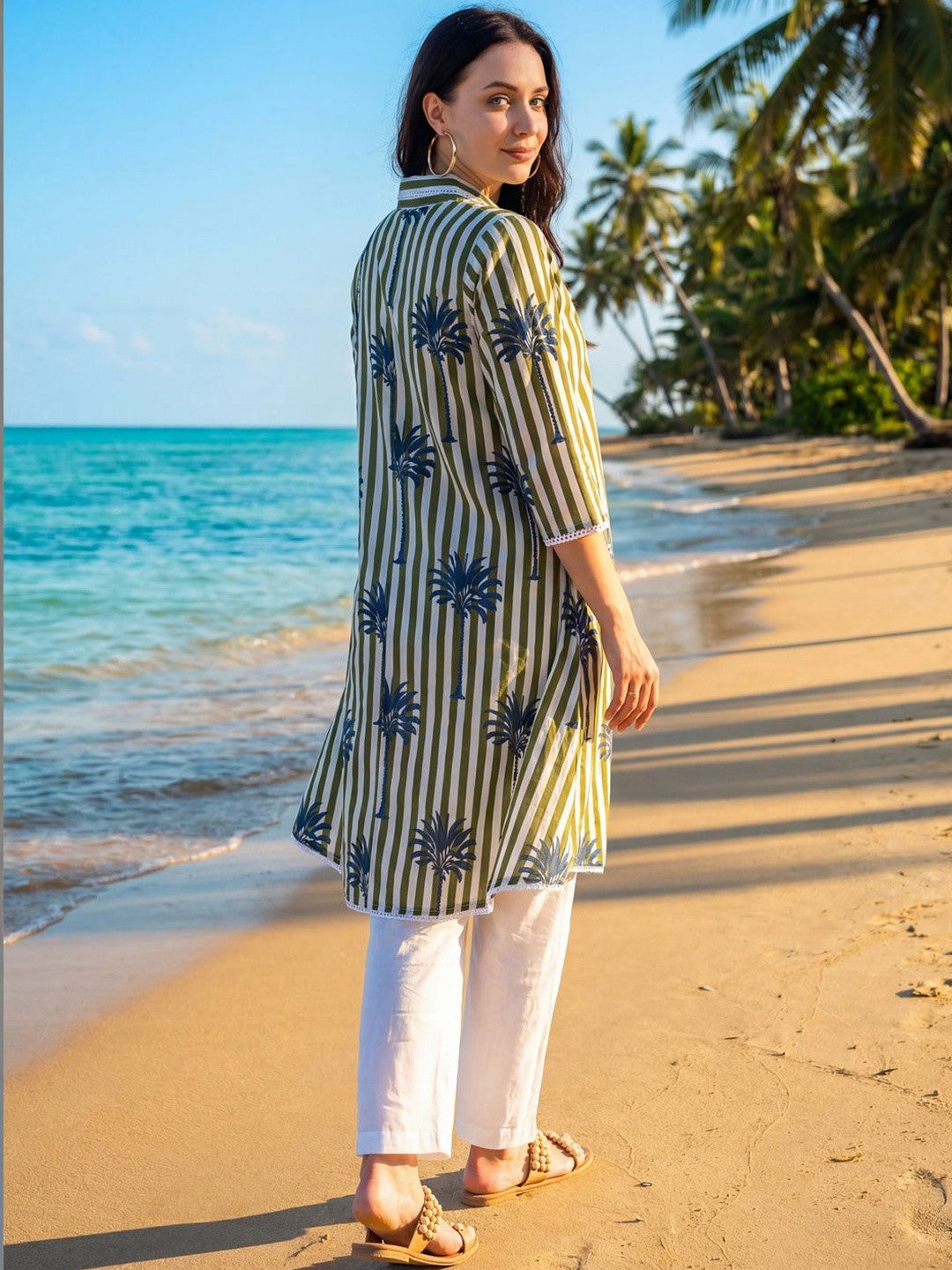 Women Printed Regular Pure Cotton Kurta with Trousers