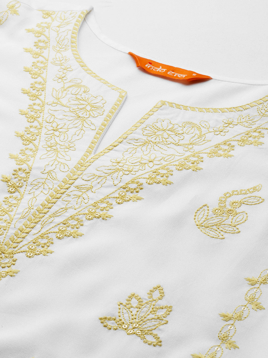 Women Floral Embroidered Thread Work Kurta with Trousers