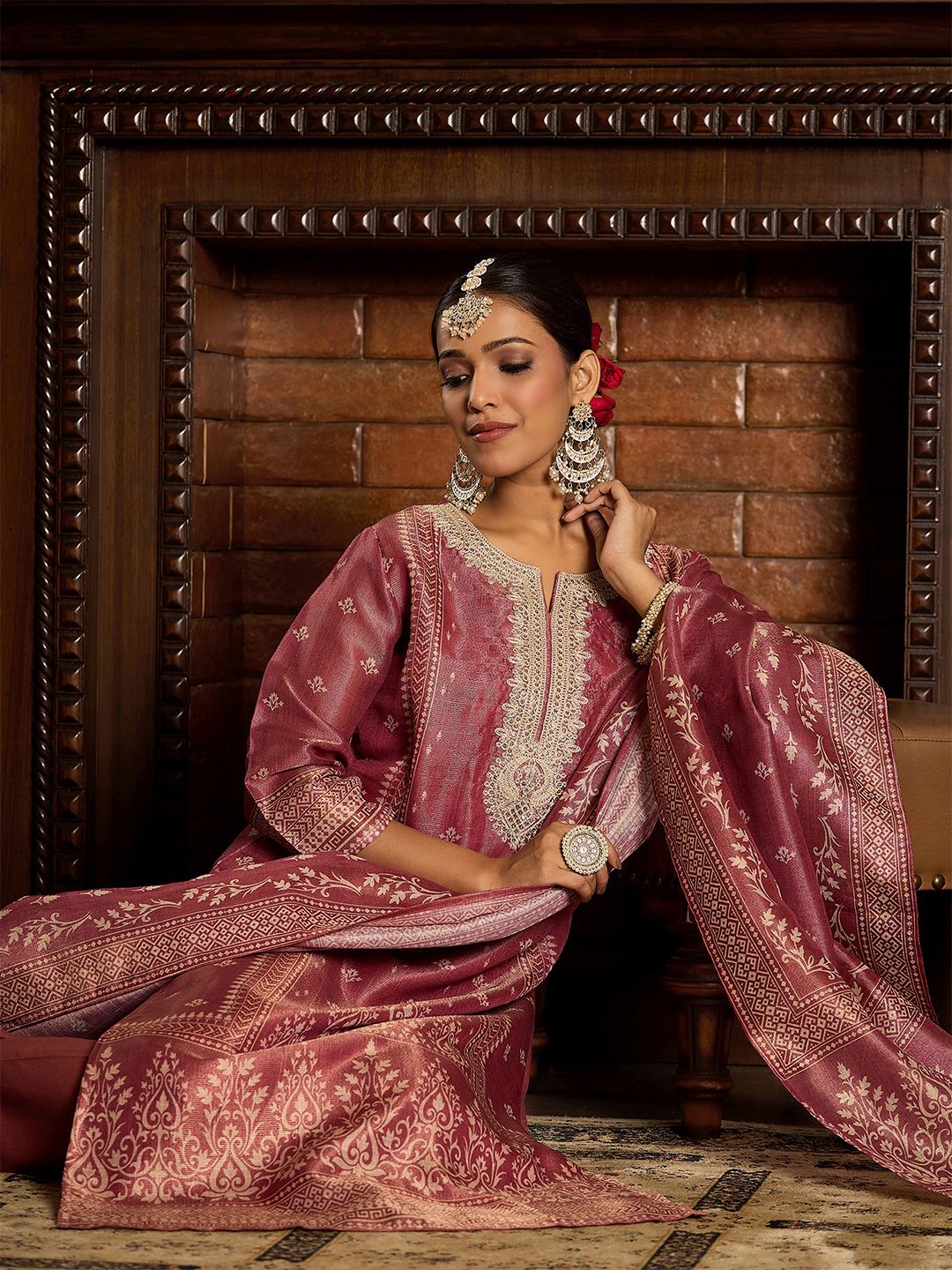 Dhiyona IE Ethnic Motifs Embroidered Kurta with Trousers & With Dupatta